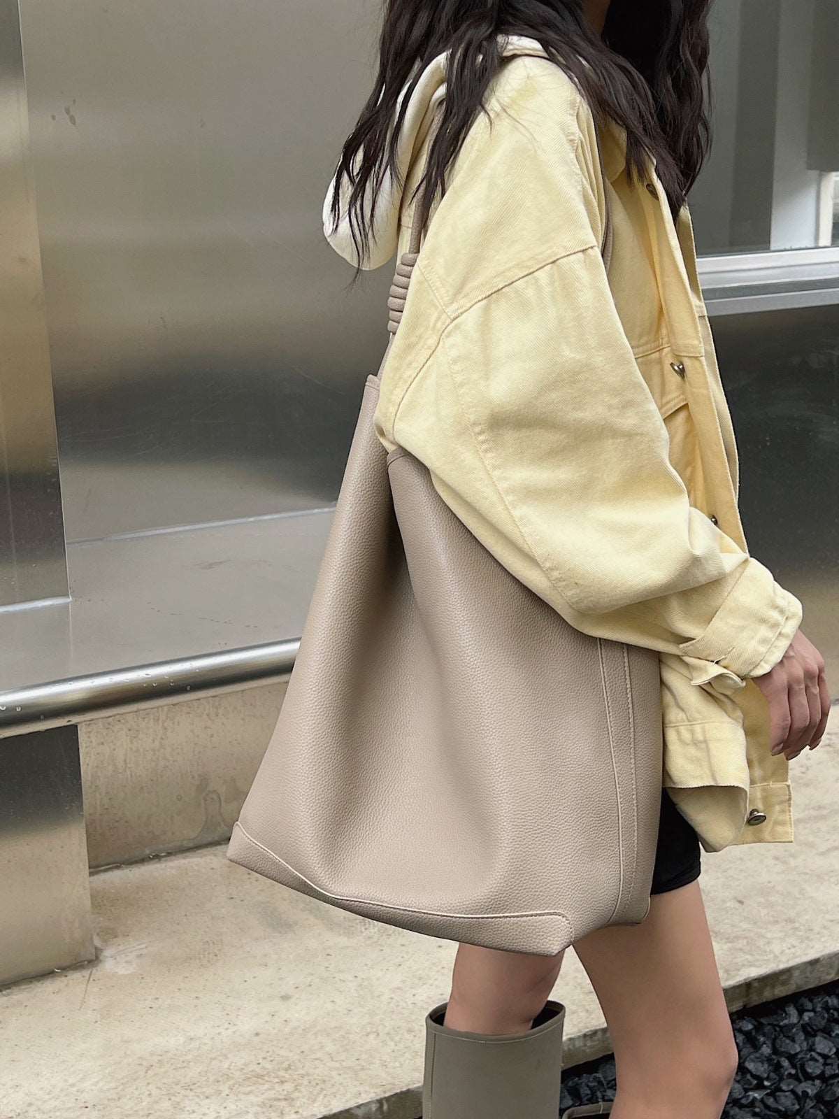 Stylish Designer Soft Bucket Bag for Women - Trendy Crossbody Shoulder Purse | Perfect for Travel, Shopping & Everyday Use