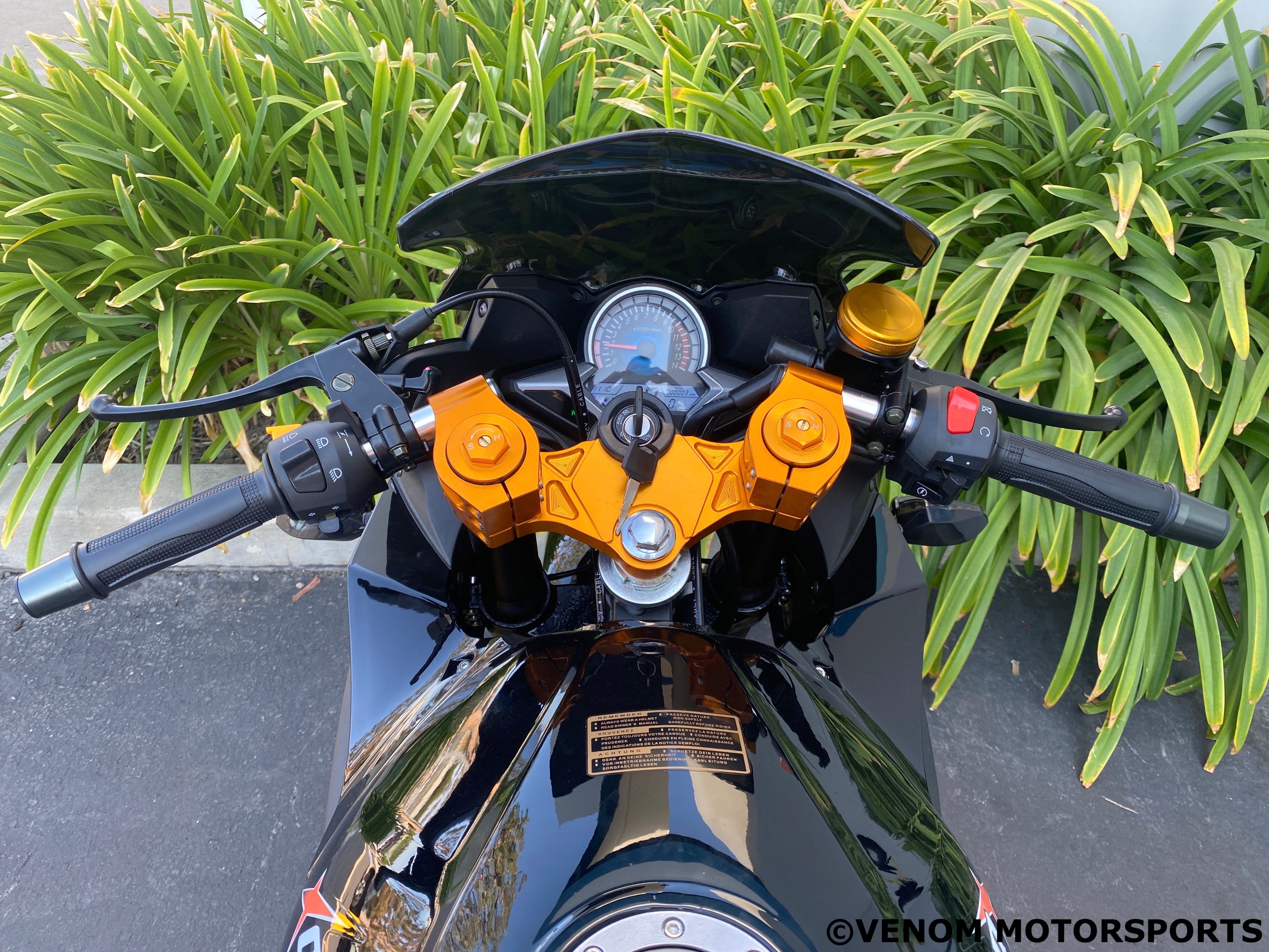 Venom X22R 250cc Motorcycle - 5-Speed Manual Transmission, Street Legal Dirt Bike for Adults, Off-Road & Commuting