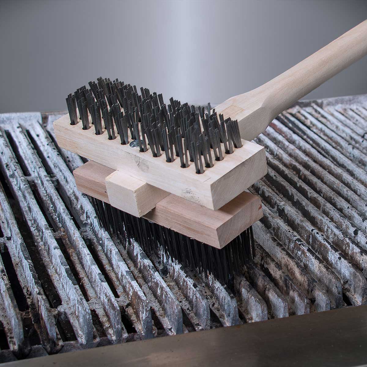 Carlisle 4029400 Double Broiler King Brush with Handle - Professional Kitchen Basting Brush for Grilling, Baking & BBQ - Perfect for Basting Meats, Vegetables & Sauces