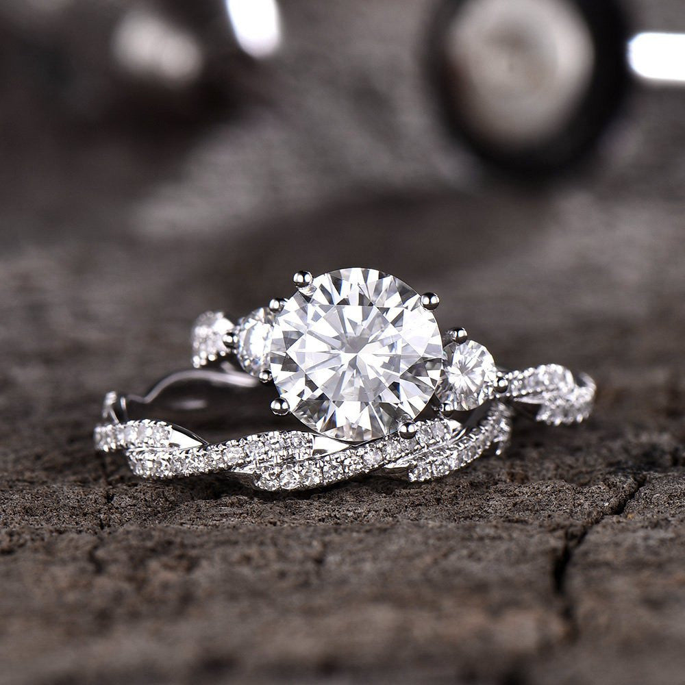 Forever One Moissanite Infinity Engagement Ring - 8mm Round 3 Stone Twist Diamond Wedding Band, 14K White Gold Full Eternity Bridal Set | Perfect for Proposals, Anniversaries & Romantic Occasions