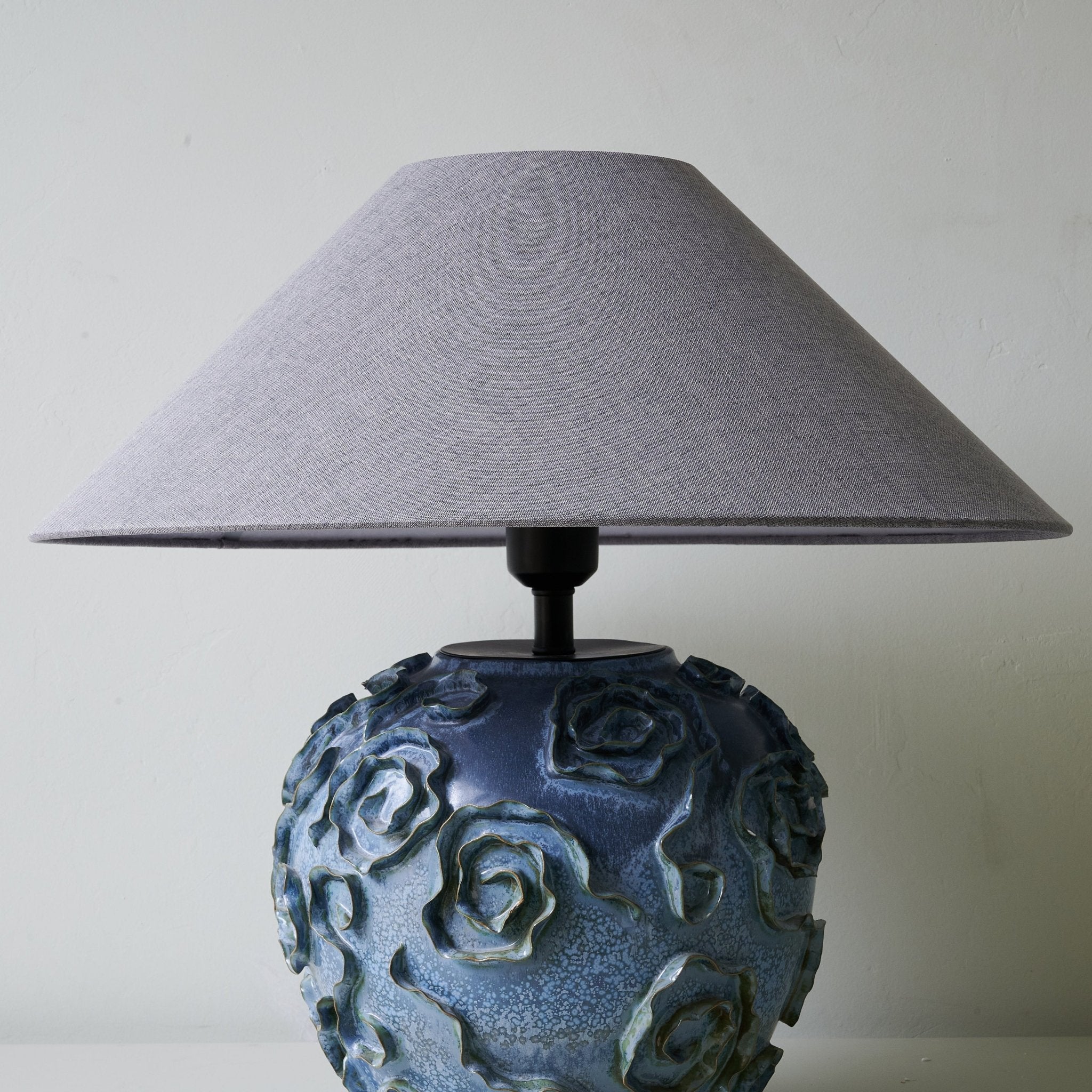 Elegant Midnight Rose Table Lamp for Bedroom & Living Room - Romantic Decorative Lighting for Home Decor