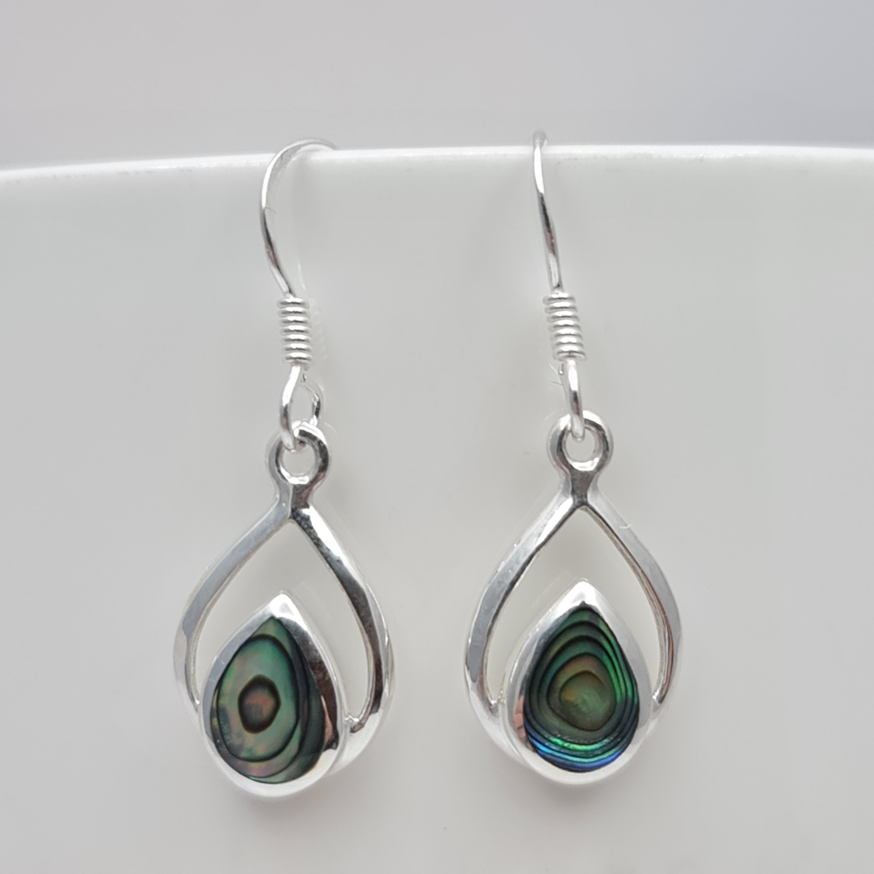 Exquisite Paua Shell Earrings - Handmade Natural Abalone Jewelry for Women | Perfect for Beach Weddings, Boho Fashion & Gift Giving