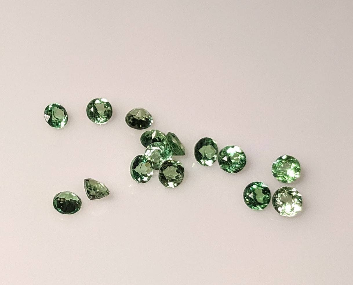 1tcw Natural Genuine Russian Chrome Diopside 3mm Round Faceted VVS Loose Gemstones - Wholesale Bulk Stones for Jewelry Making, Engagement Rings & Healing Crystals