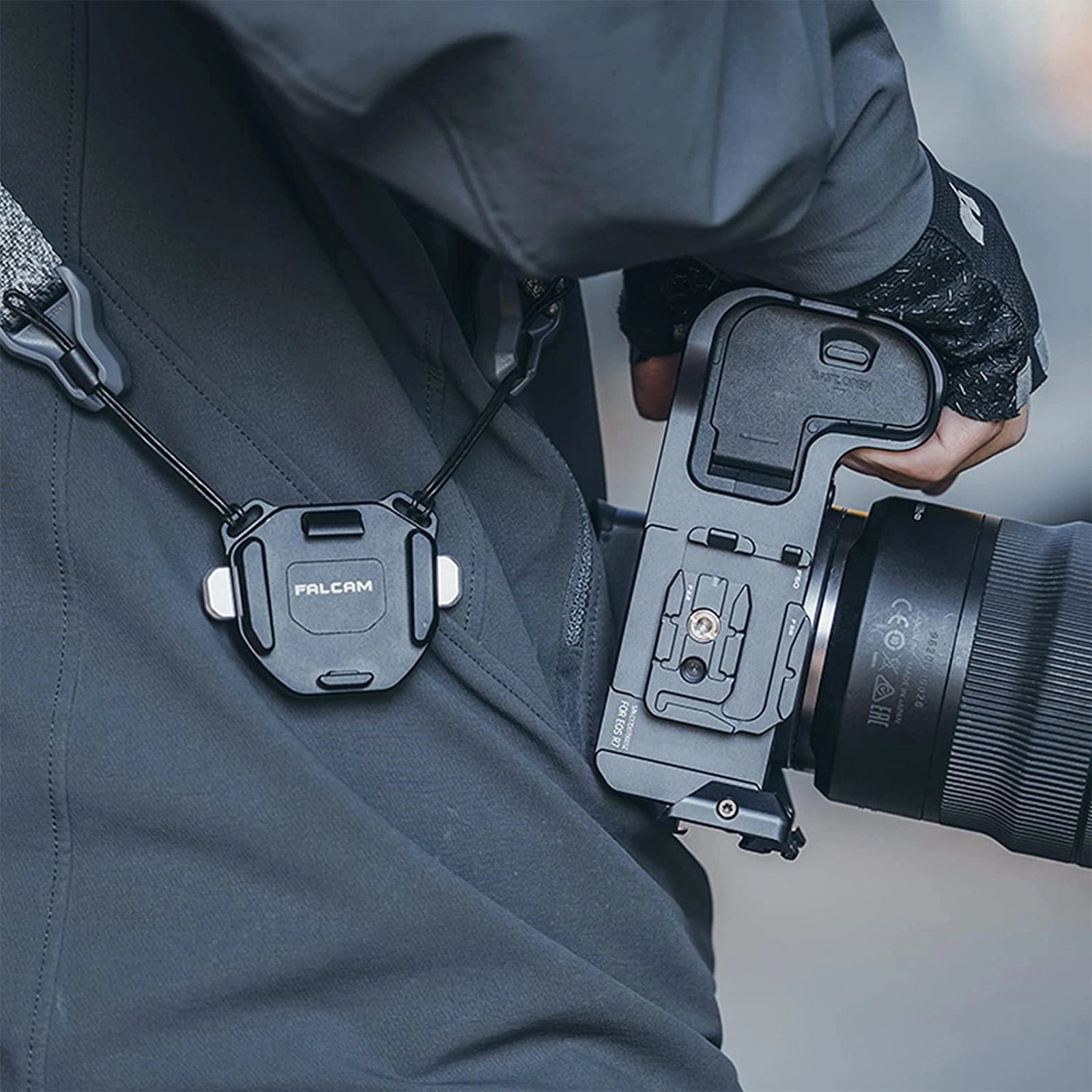 Ulanzi Falcam F38 Quick Release Camera Shoulder Strap Mount Kit V2 3142 - Secure & Easy Camera Attachment for DSLR, Mirrorless, and Action Cameras - Perfect for Travel, Vlogging, and Outdoor Photography