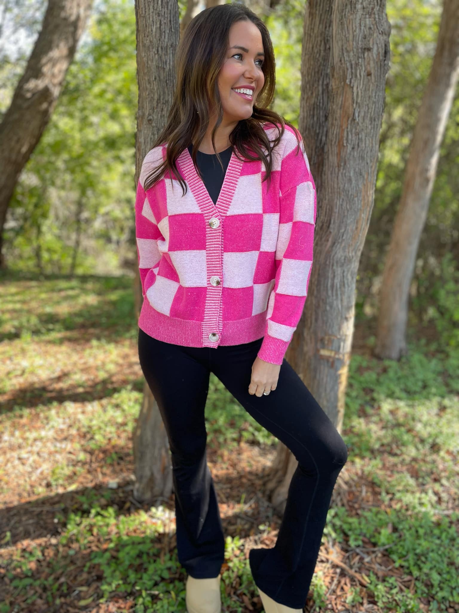PREORDER: Stylish Checkered Cardigan for Women - 3 Color Options | Cozy Fall & Winter Fashion | Perfect for Casual Outfits, Office Wear & Date Nights