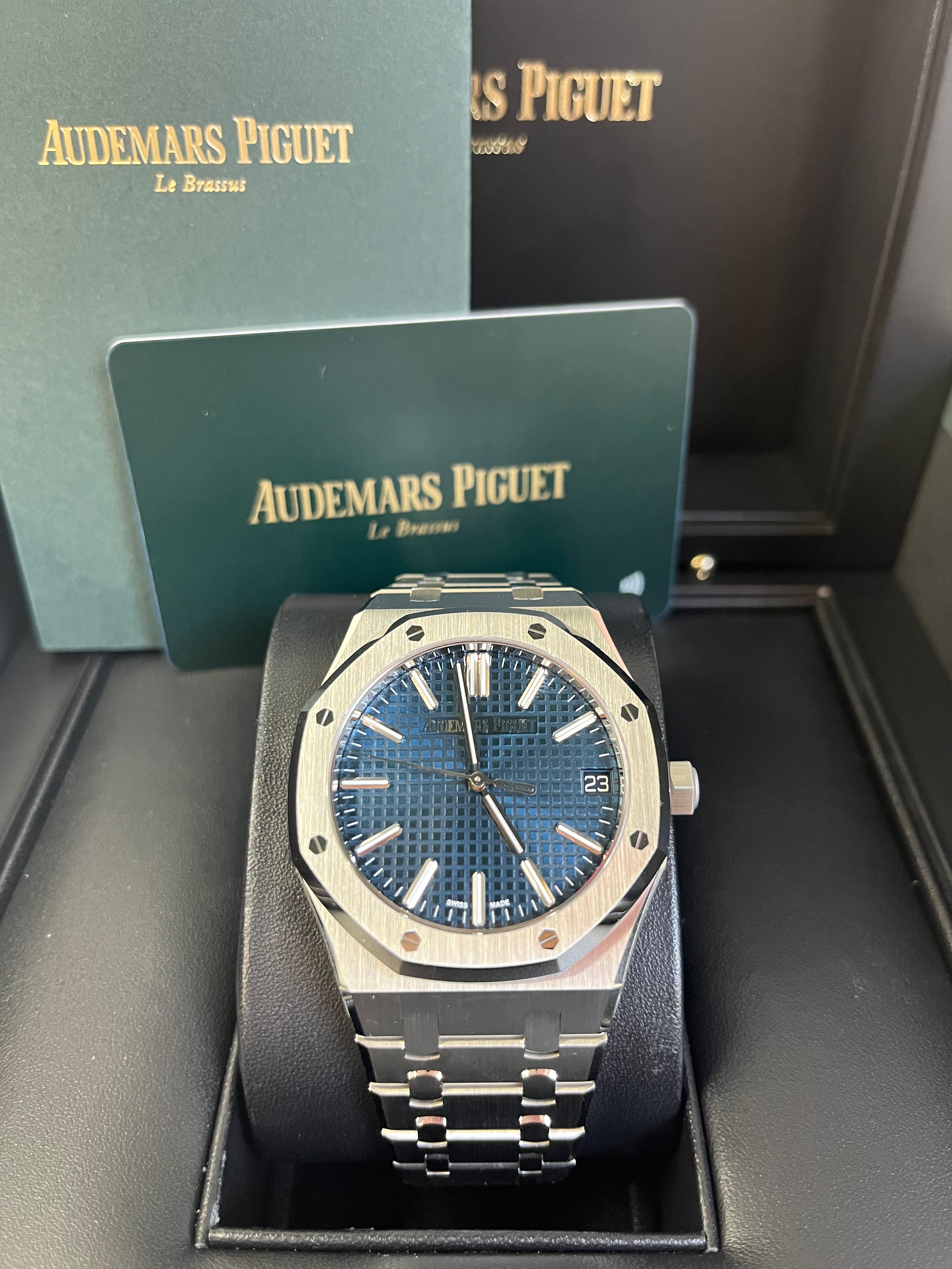 Audemars Piguet Royal Oak 41mm Selfwinding Watch - 50th Anniversary Edition with Blue Dial & Stainless Steel Bracelet (Model 15510ST.OO.1320ST.01) | Luxury Timepiece for Men, Perfect for Business Meetings & Special Occasions