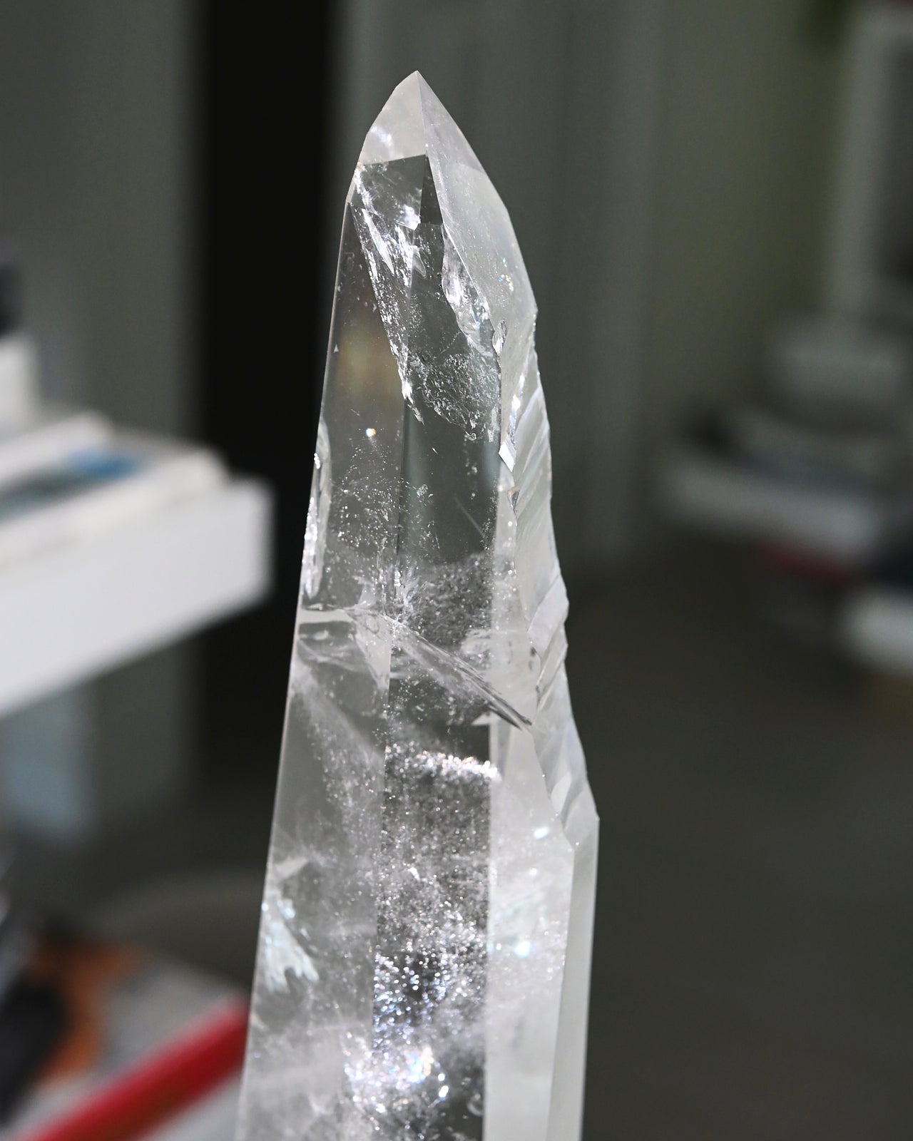 14 Inch Lemurian Seed Crystal with Stand - Healing Stone for Meditation, Reiki & Energy Work - Perfect for Home Decor, Yoga Studio & Spiritual Gifts