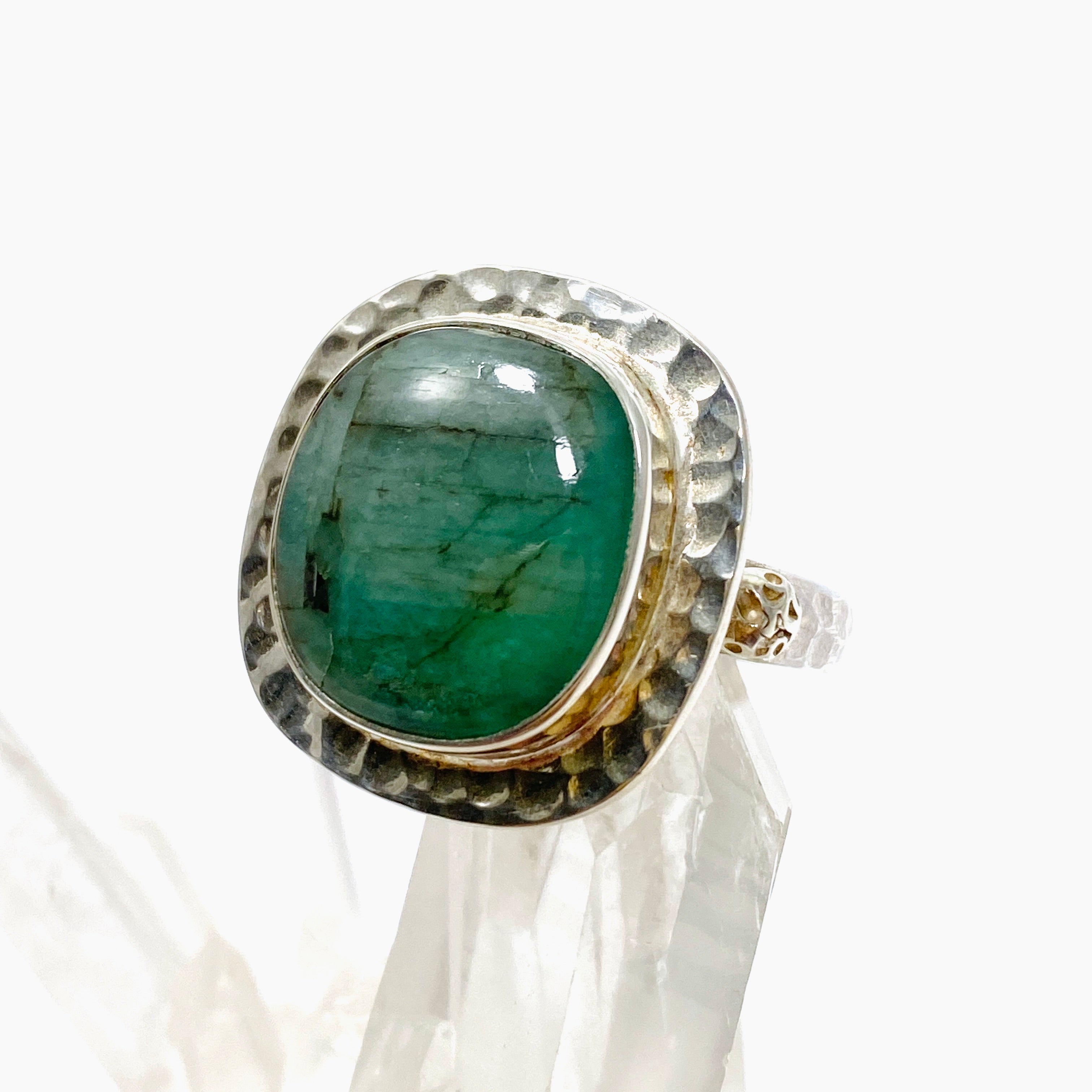 Emerald Green Square Cabochon Ring with Hammered Detailing - Size 8 Sterling Silver Women's Jewelry - Perfect for Weddings, Parties & Everyday Elegance