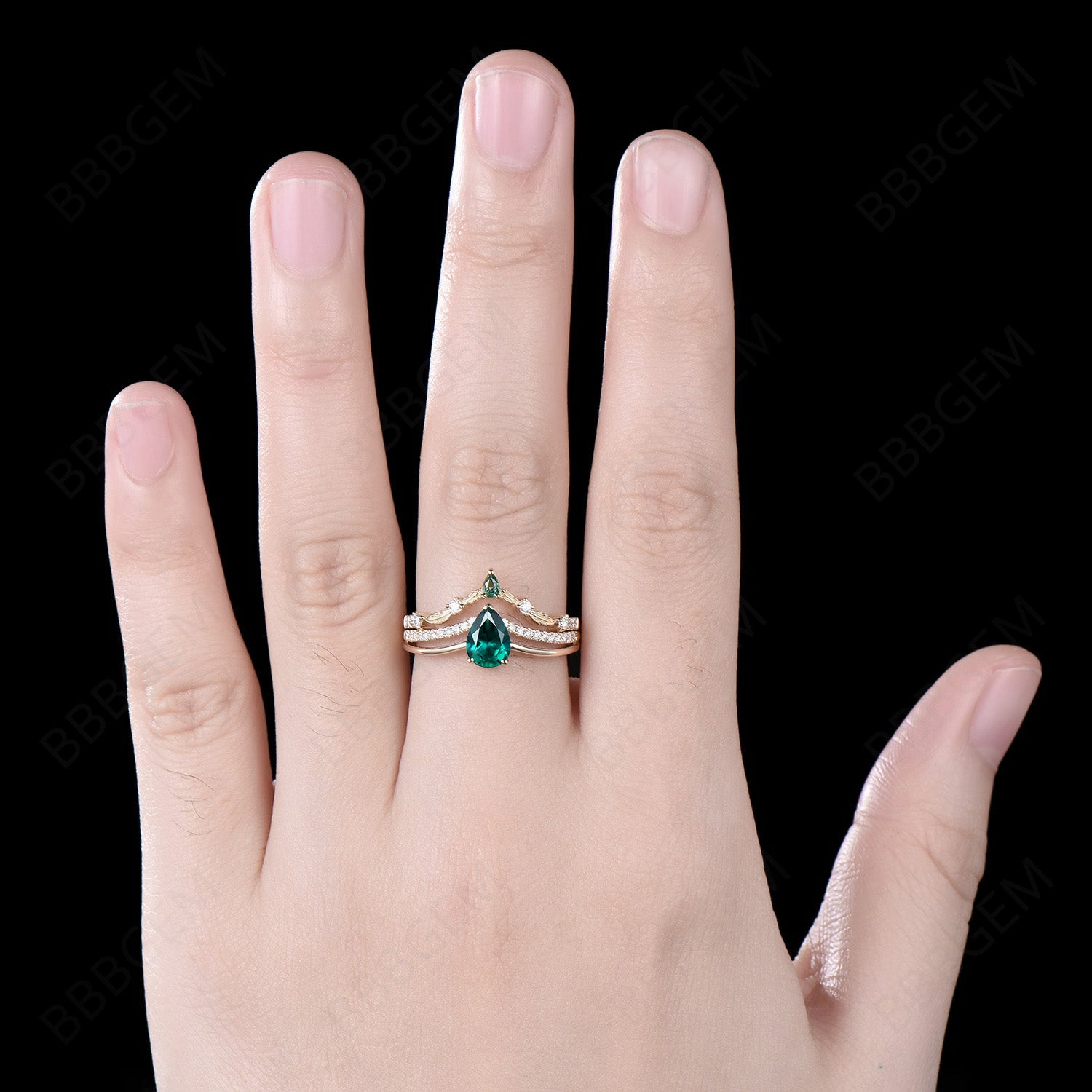5x7mm Pear Shaped Emerald Bridal Ring Set - 14k Gold May Birthstone Ring with Diamond Accents, Unique Split Shank Branch Leaf Design for Wedding, Proposal Gift - Perfect for Engagement, Anniversary & Special Occasions