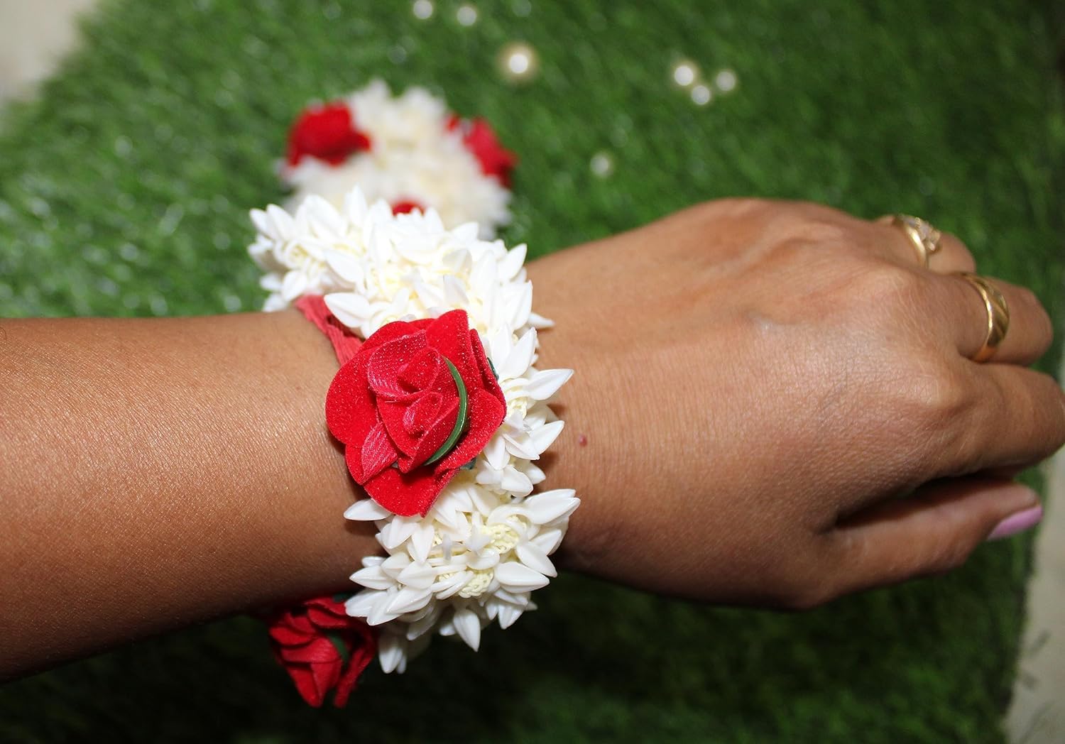 Mogra Scented Hair Bands for Women & Girls - 2 Pack Red Rubber Band Gajra Hair Accessories - Perfect for Weddings, Parties & Daily Styling