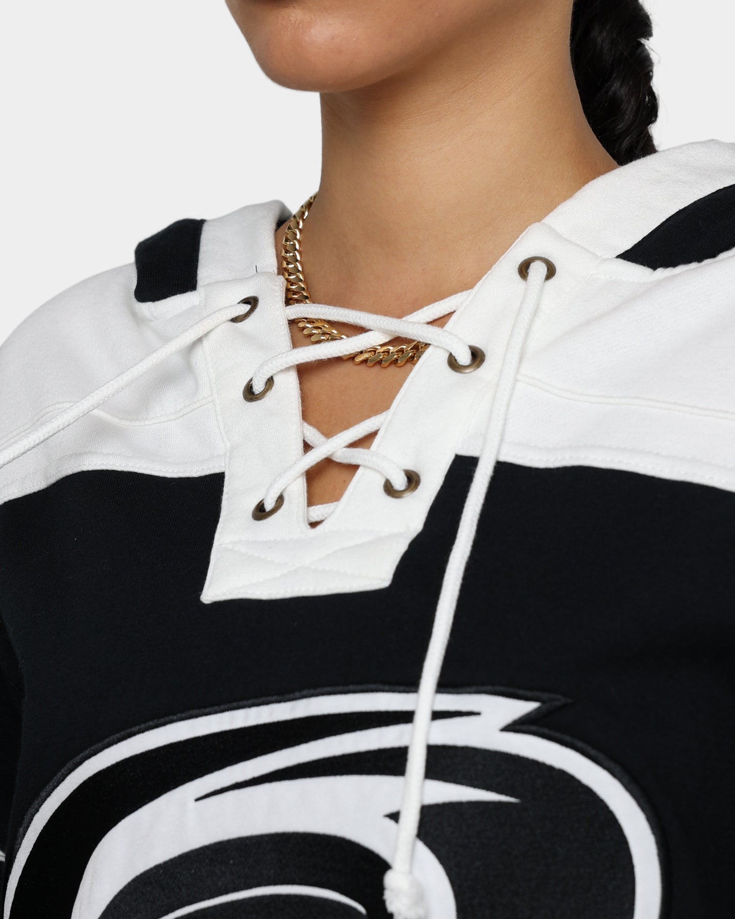 47 Brand Carolina Hurricanes Superior Lacer Hoodie - Men's NHL Pullover Sweatshirt with Premium Stitching (Jet Black) - Perfect for Game Day, Tailgating & Casual Winter Wear