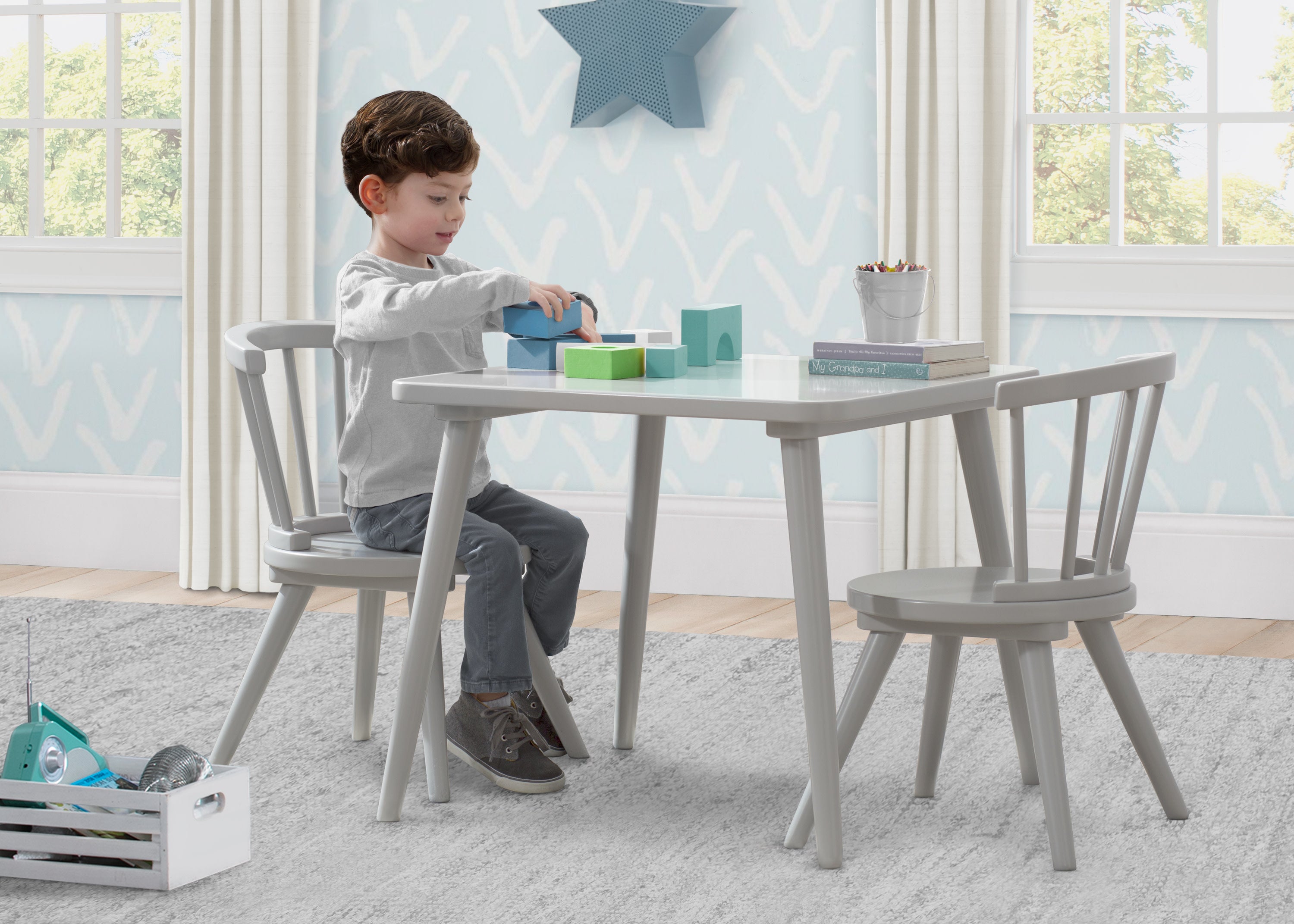 Windsor Dining Table and 2 Chairs Set - Solid Wood Kitchen Table with Matching Chairs for Small Space Dining Room, Breakfast Nook or Apartment