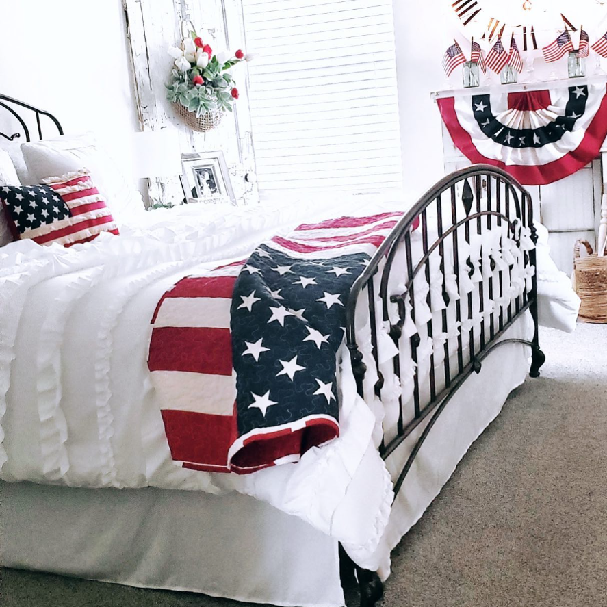 Belle 4-Piece Comforter Set - Queen Size Bedding with Duvet Cover, Pillow Shams & Sheet Set - Soft Microfiber Luxury Bedroom Decor for Cozy Nights & Guest Room Setup
