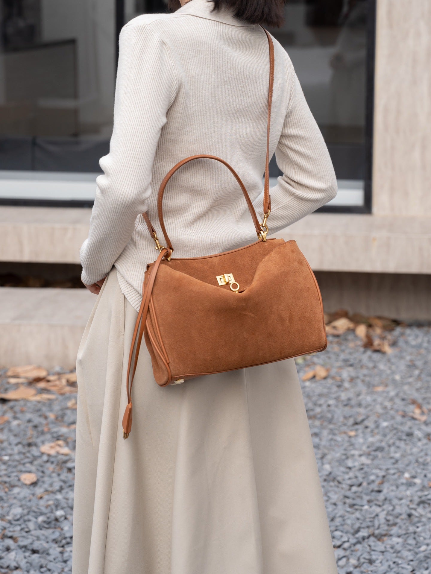Premium Genuine Leather Shoulder Bag for Women - Fashionable Crossbody Purse with Adjustable Strap - Perfect for Work, Travel & Everyday Use