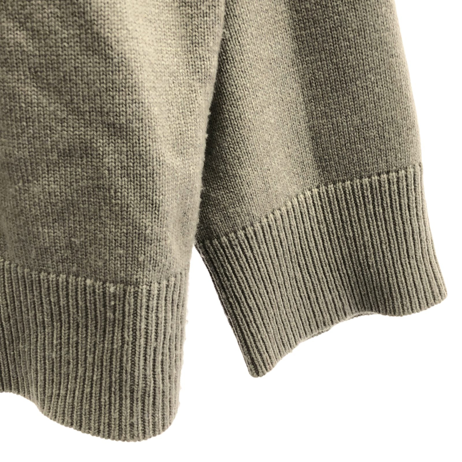 Max Mara Women's Wool Knit Sweater Top | Soft Cashmere Blend Pullover | Perfect for Office Wear & Winter Layering