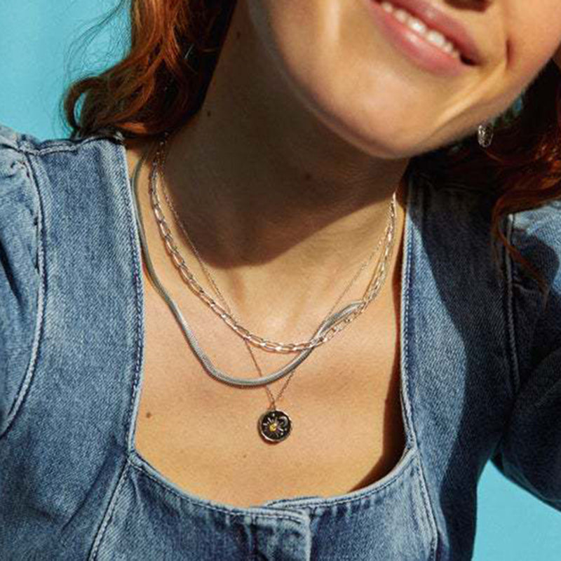 Exquisite Vintage Sun Moon Zircon Necklace for Women - Elegant Bohemian Jewelry Gift for Birthday, Anniversary & Special Occasions
