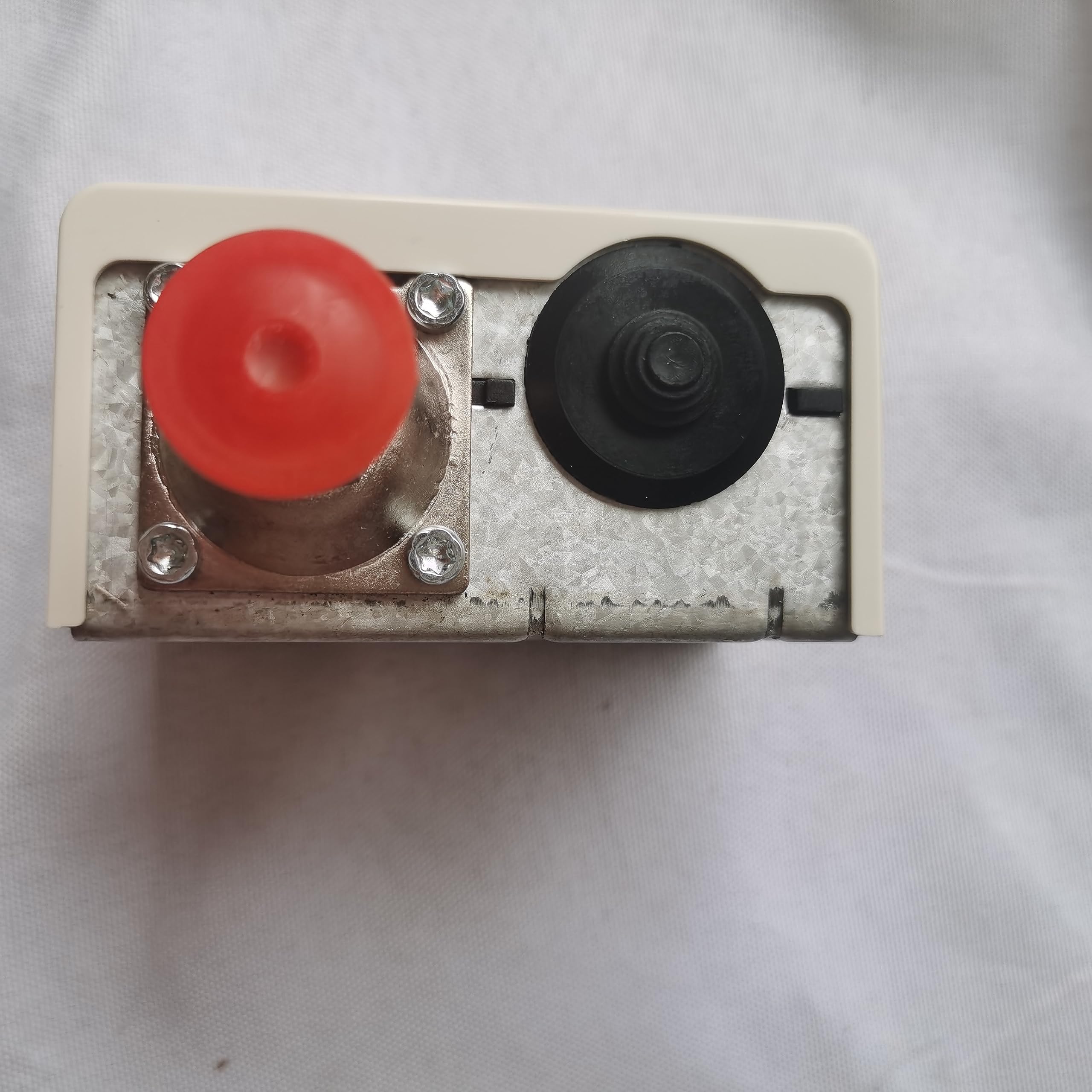 KP36 060-1108 Pressure Controller & KP36 060-110866 Pressure Switch - Industrial Automation, HVAC Systems, Hydraulic Control for Manufacturing Plants