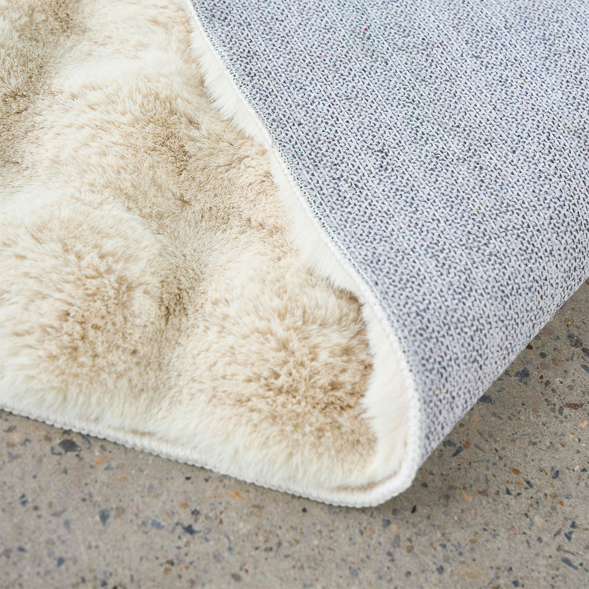 Soft Plush Bubble Washable Rug - Non-Slip Bathroom & Nursery Floor Mat - Machine Washable for Easy Cleaning - Perfect for Kids Room, Playroom & Pet Areas