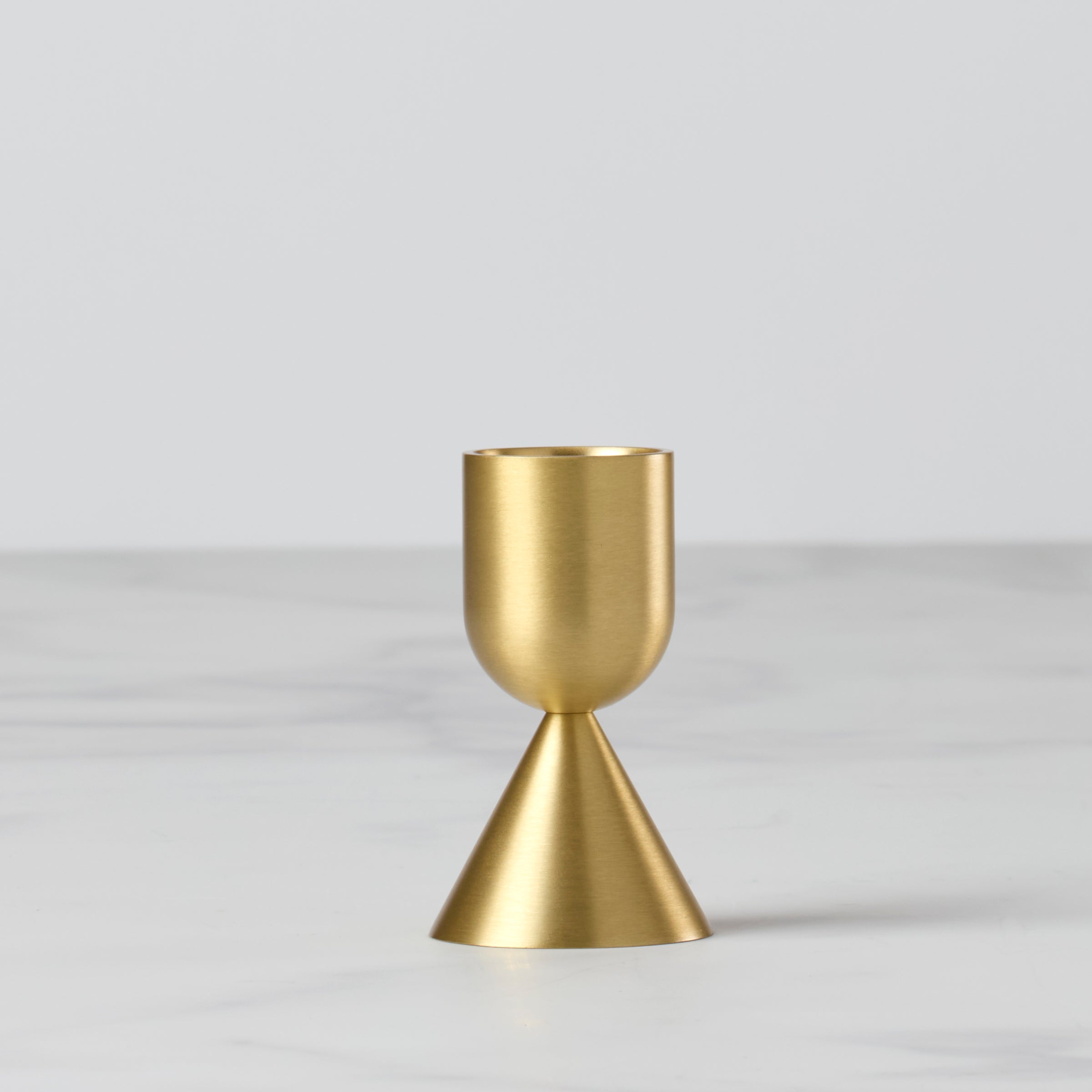 Elegant Light Gold Short Taper Candle Holder - Vintage Home Decor for Dining Table, Wedding Centerpiece & Romantic Ambiance