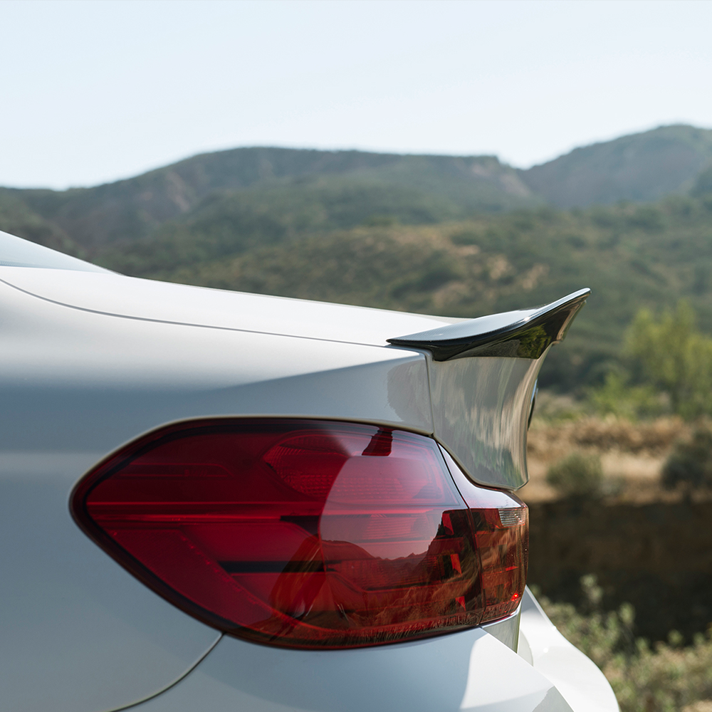 BMW F8X M4 EVO Aero Decklid Spoiler - Carbon Fiber Rear Trunk Lip Spoiler for F82 M4 Coupe (2014-2020) - V Style™ High Performance Upgrade - Perfect for Track Racing & Street Style Enhancement