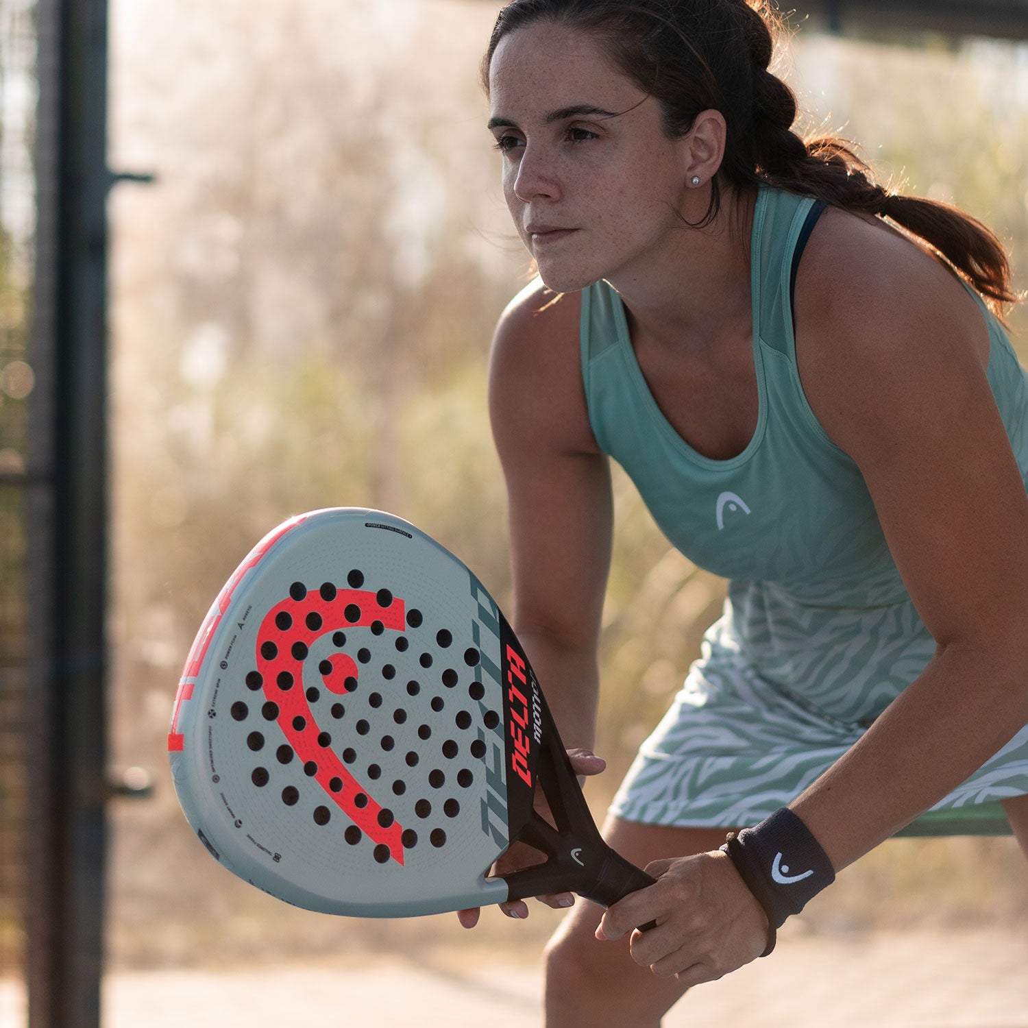 HEAD Delta Motion Padel Racquet - Lightweight Carbon Fiber Paddle for Advanced Players | Perfect for Competitive Matches & Training Sessions