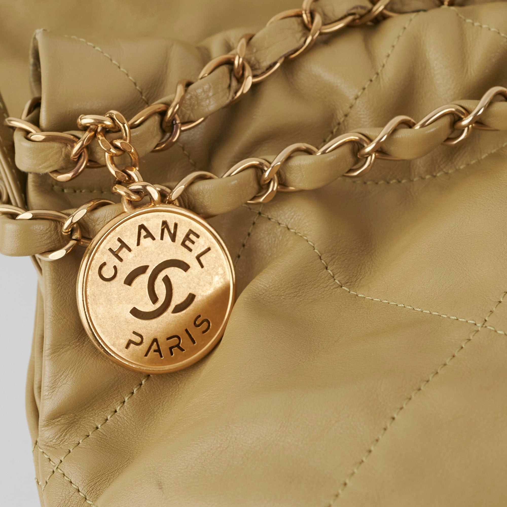 Chanel Medium 22 Handbag in Olive Green with Microchip - Luxury Designer Crossbody Bag for Women, Perfect for Everyday Use & Special Occasions