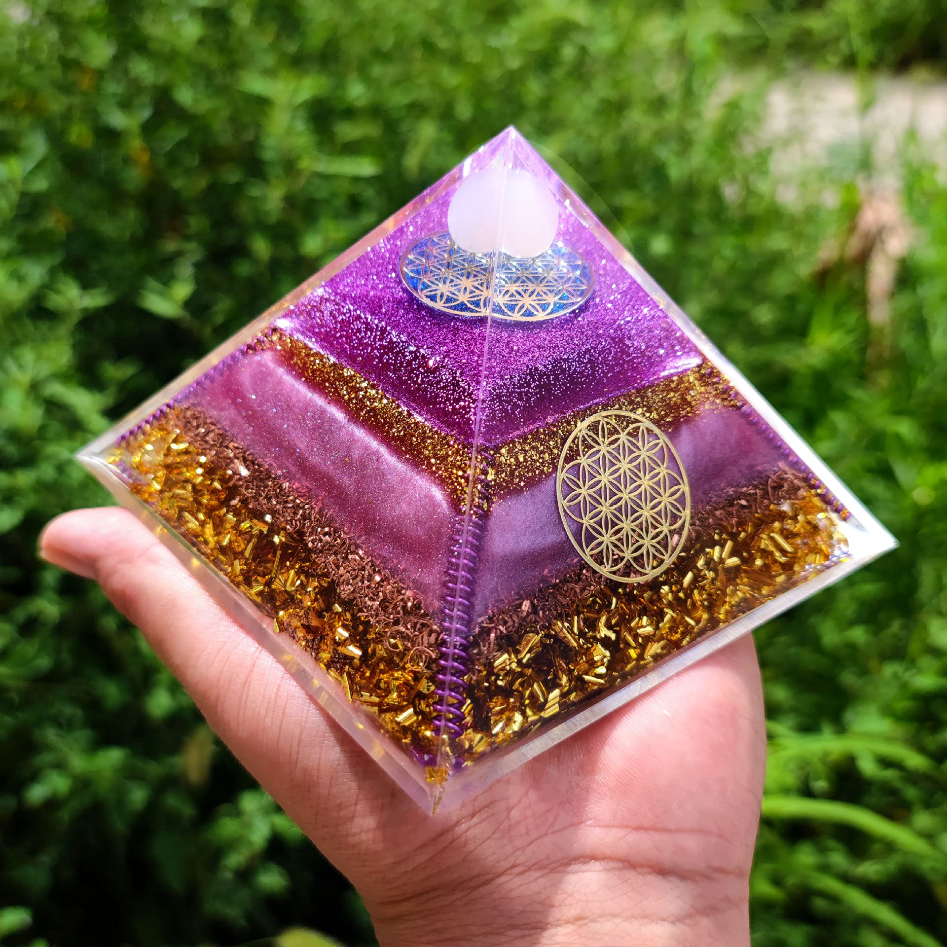 Orgone Pyramid Quartz Crystal Energy Generator Kit - 15cm for Meditation, Spiritual Enhancement, Yoga, Chakra & Reiki | Positive Energy Amplifier for Home, Office & Sacred Spaces