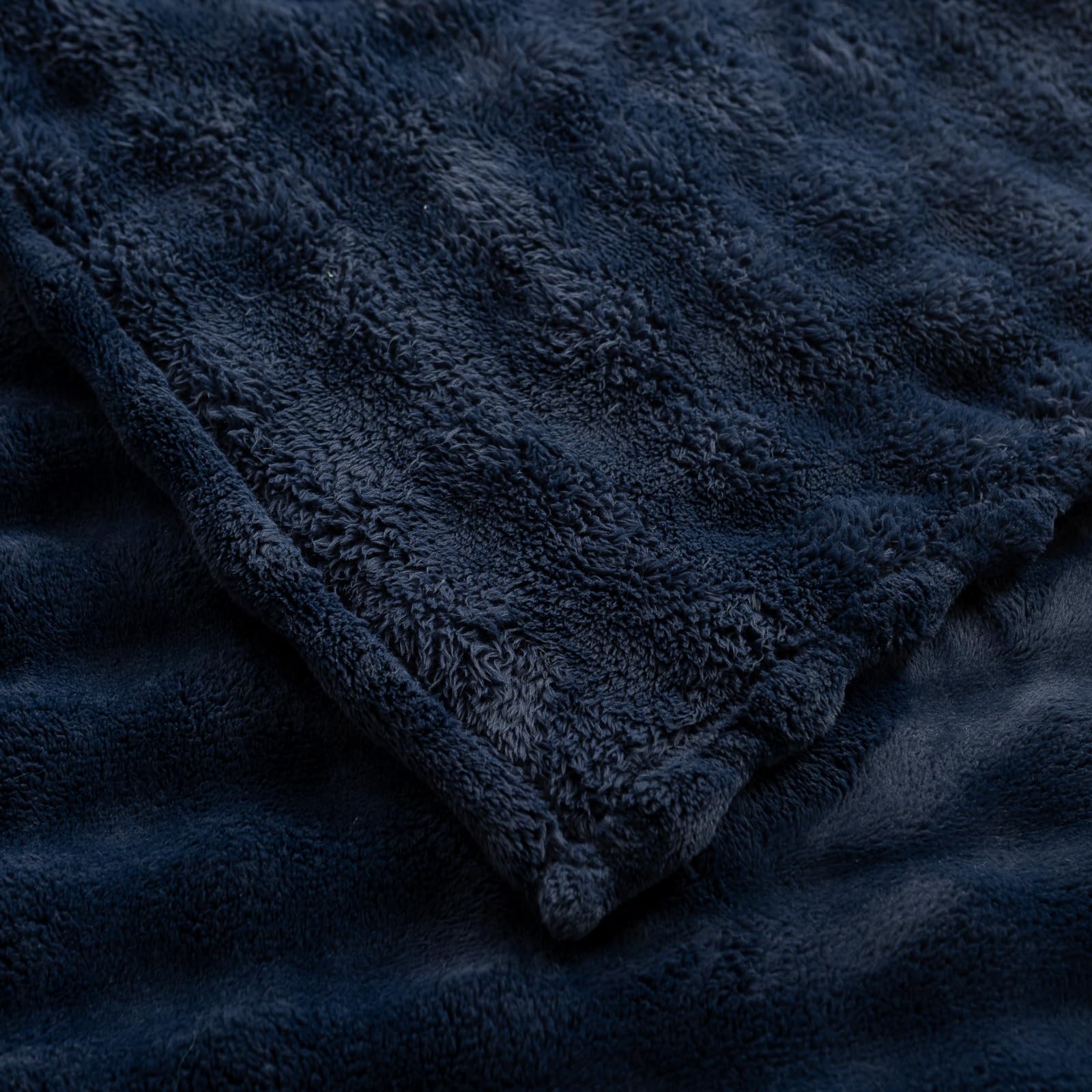 YUSOKI 3D Bubble Faux Fur Twin Blanket - Ultra Soft Cozy Fuzzy Thick Throw Blanket for Couch, Sofa, Bed - 60x80 Inches Navy Blue - Perfect for Home Decor, Gifts & Winter Warmth