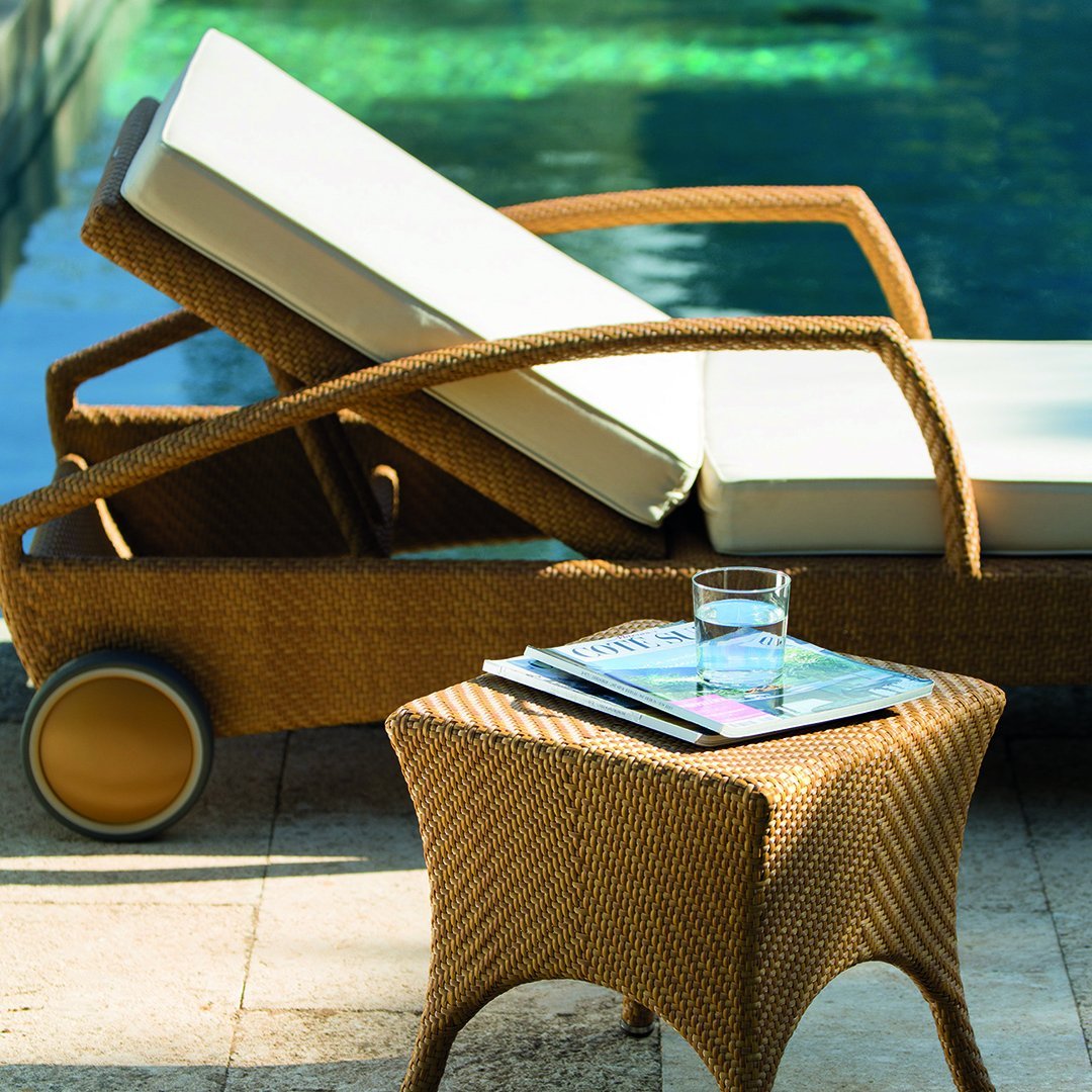 Alfonso Gallego Breda Sunbed Point - Premium Sunbed for Tanning, Salon & Home Use - Perfect for Indoor & Outdoor Tanning Sessions