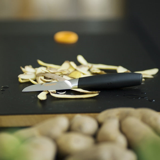 Fiskars Function Form+ Peeling Knife 7cm - Premium Vegetable Peeler for Effortless Peeling - Ideal for Kitchen, Cooking, and Food Prep