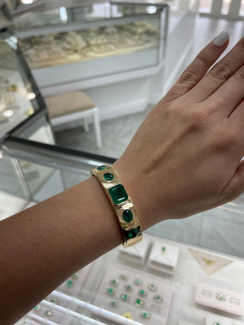 16.45tcw 18K Gold Natural Medium Dark Green Five Stone Emerald Oval Cut Bangle Bracelet for Women - Luxury Jewelry Gift for Anniversary, Birthday & Special Occasions