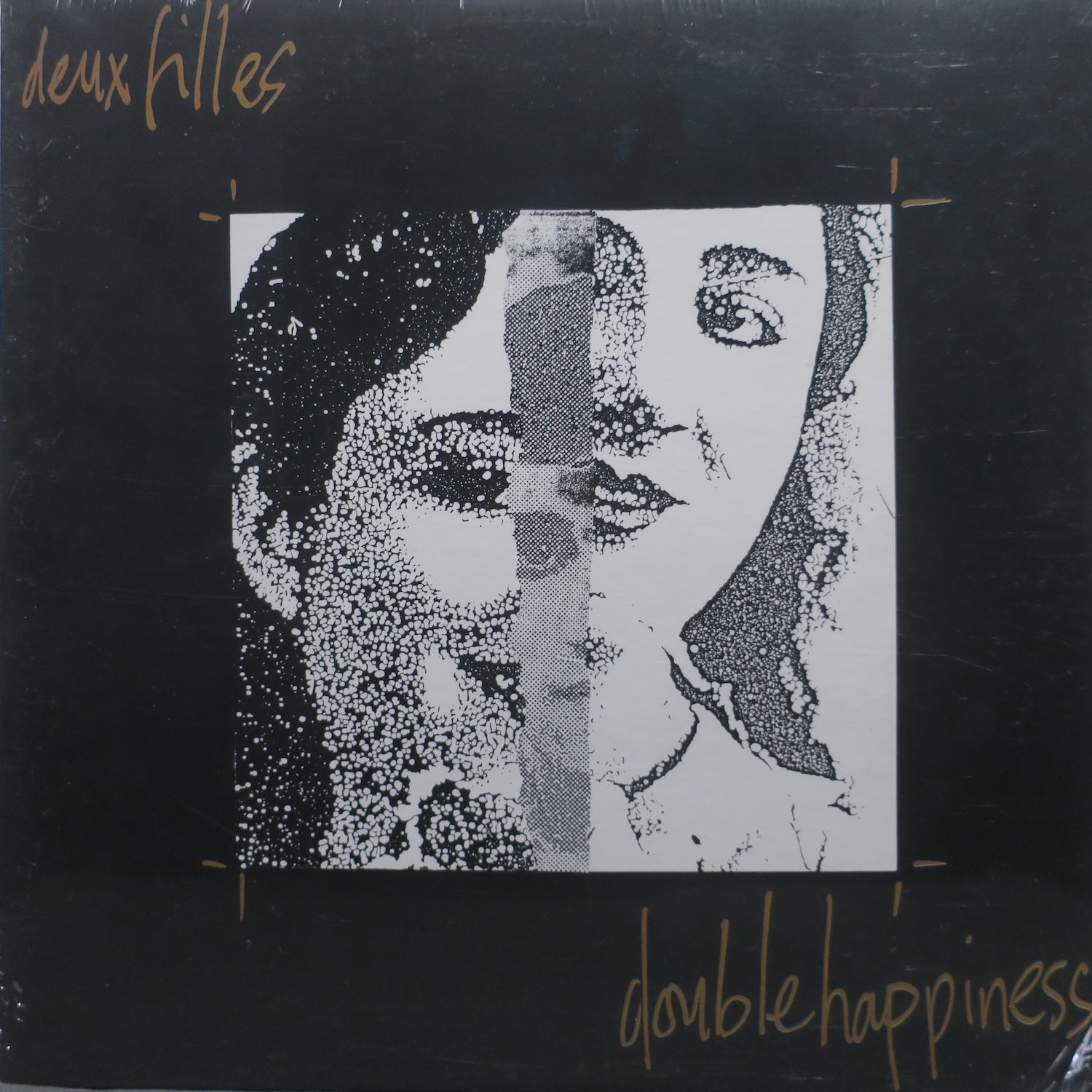 DEUX FILLES 'Double Happiness' Vinyl LP Record - 1983 Avant Garde Experimental Music - Perfect for Vintage Music Collectors & Audiophiles - Great for Home Listening & Music Studio Decor