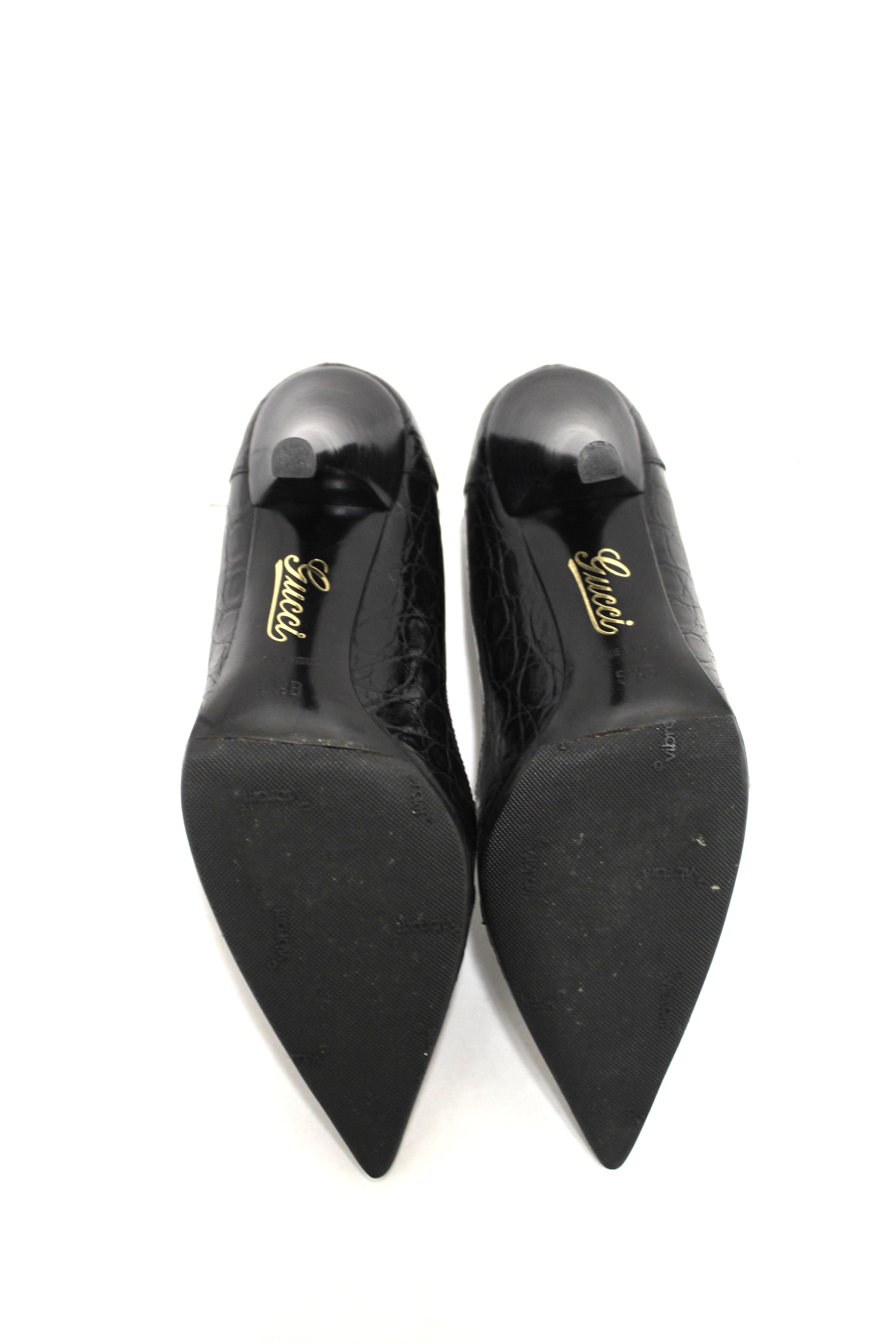 Authentic Gucci Black Crocodile Leather Closed Toe Pumps Women's Shoes Size 5.5B - Luxury Heels for Parties, Weddings & Formal Events