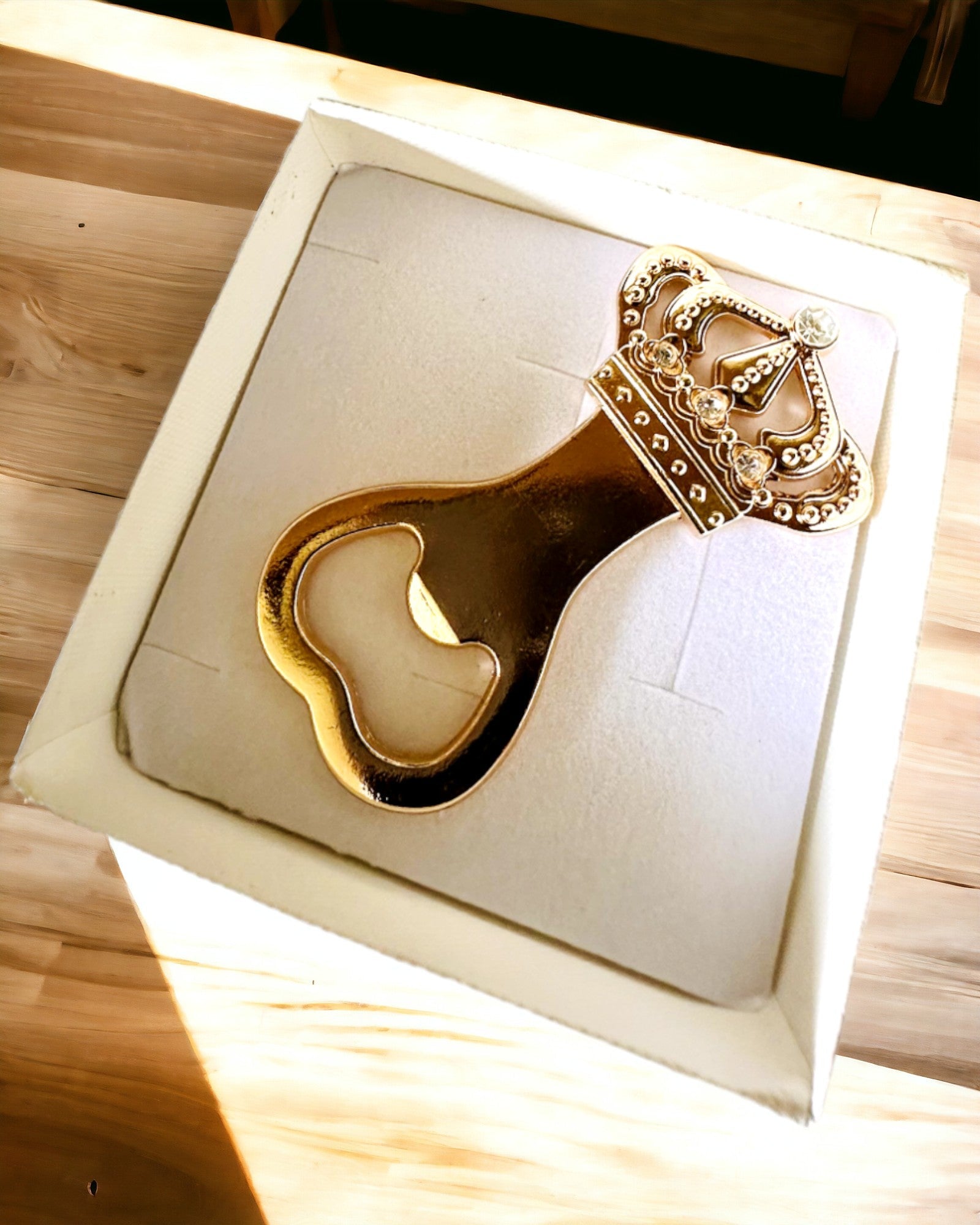Golden King's Crown Bottle Opener - Personalized Engraved Beer & Wine Bottle Opener Gift for Men, Home Bar Accessories, Wedding & Housewarming Present