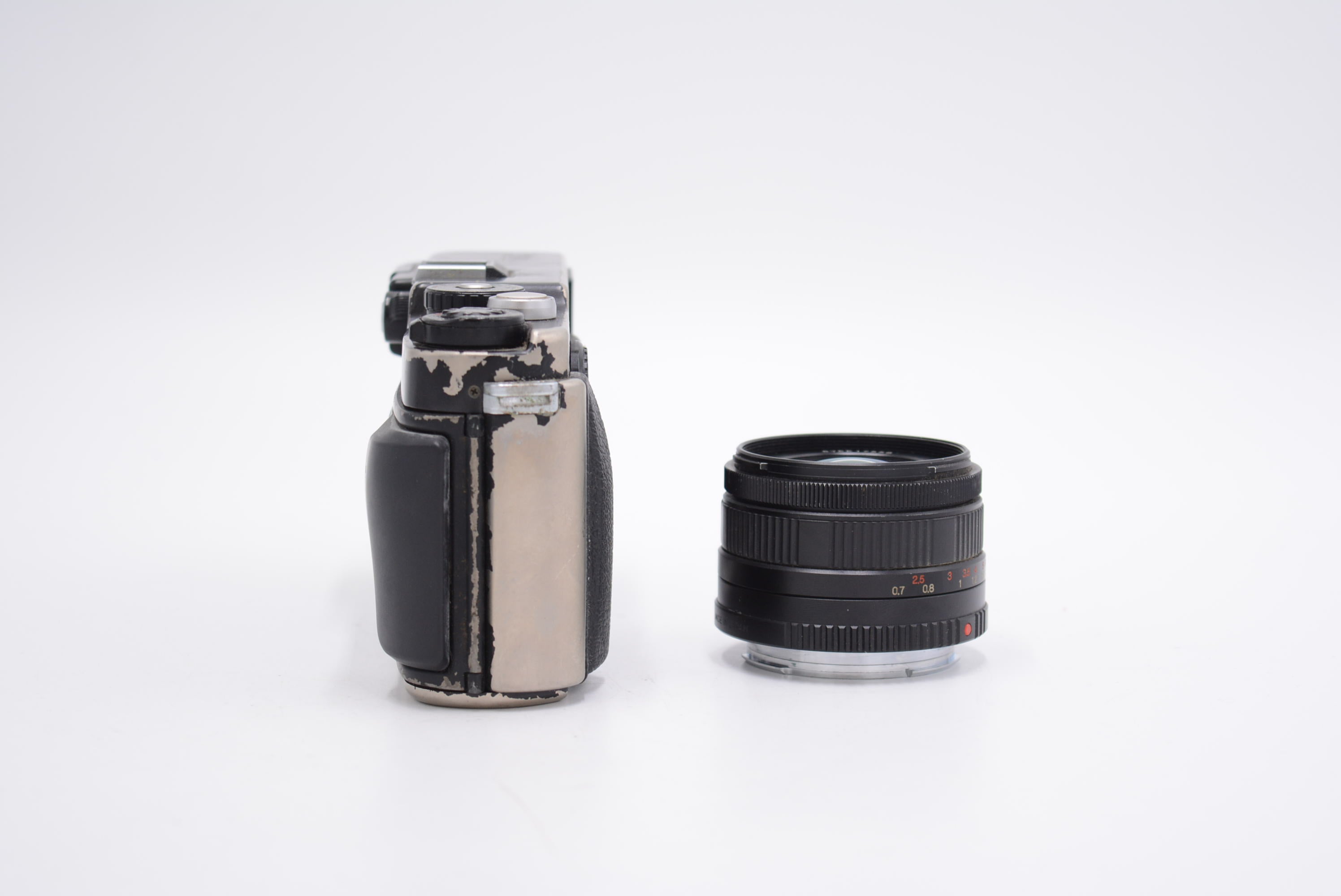 Hasselblad XPAN45/17878 X Panoramic Film Camera with 45mm f/4 Lens - Vintage Film Camera for Landscape & Street Photography