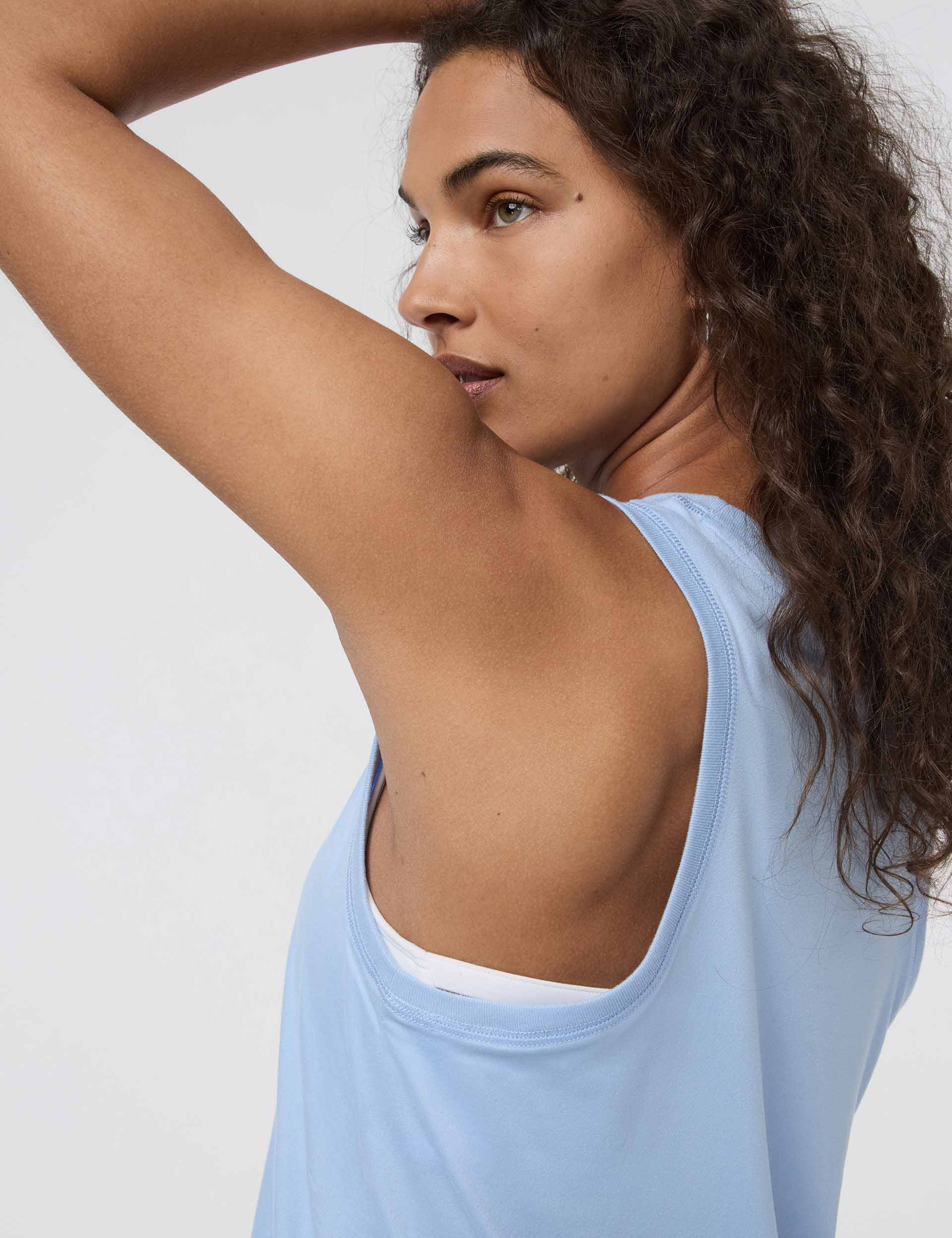 Energy Top Surf - High-Performance Surfing Shirt for Men & Women | Perfect for Beach, Surfing & Outdoor Activities
