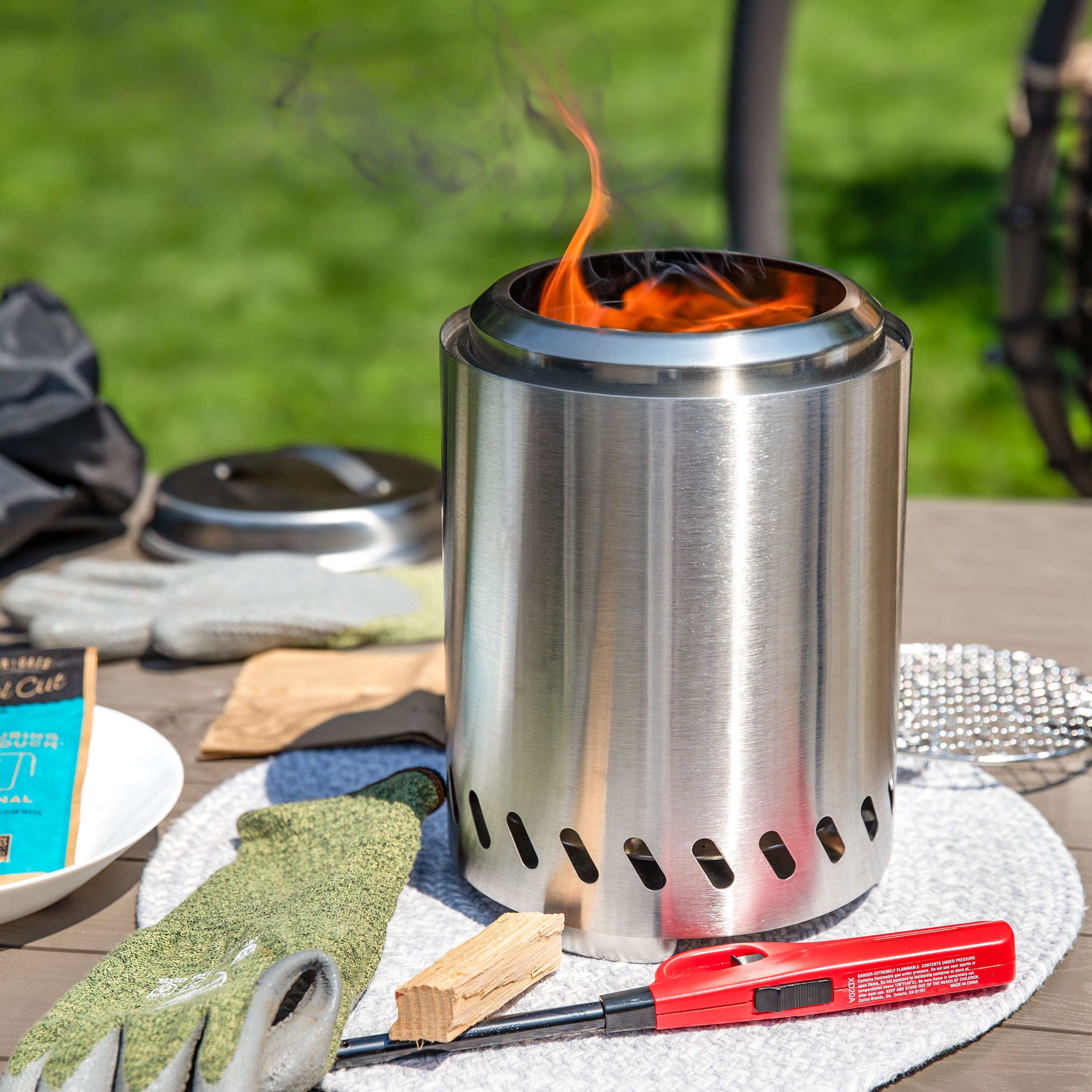 Sunnydaze Smokeless Fire Pit Tabletop - Triple Burn Design for Outdoor Patio, Deck, Camping & Backyard Gatherings