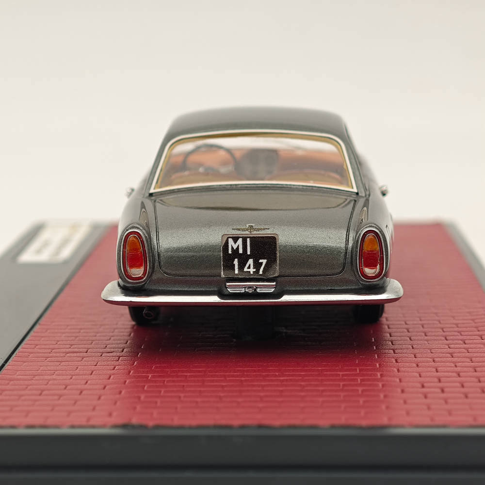 1/43 Scale Alfa Romeo 2000 Praho Touring 1960 Grey Resin Diecast Model Car - Limited Edition Collectible for Display & Italian Vintage Car Enthusiasts