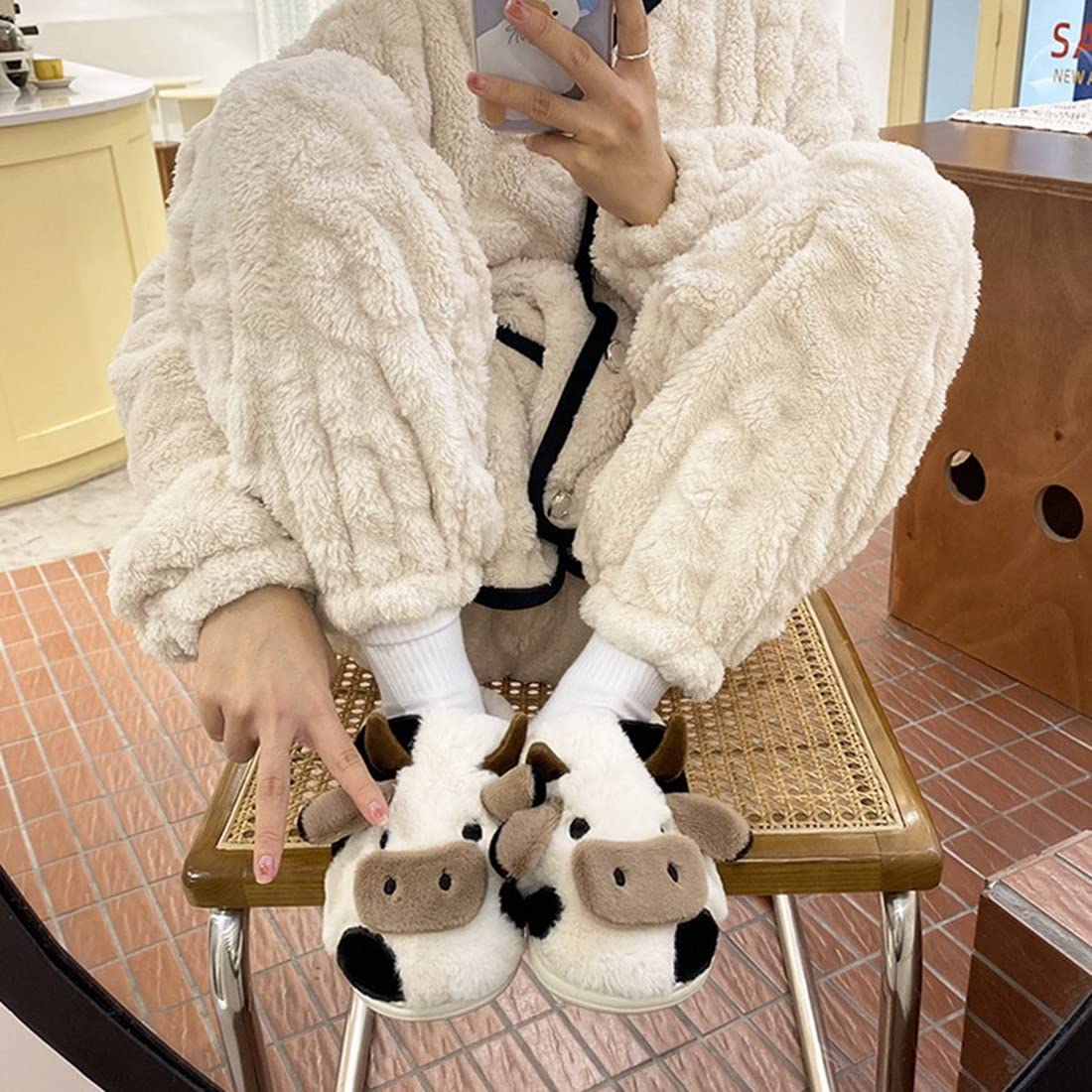 **NIBESSER Fluffy Cow Slippers for Women - Plush Kawaii Animal House Shoes, Cute Cartoon Home Slippers, Warm Winter Indoor Slippers for Girls & Men - Perfect for Cozy Nights & Gifts**