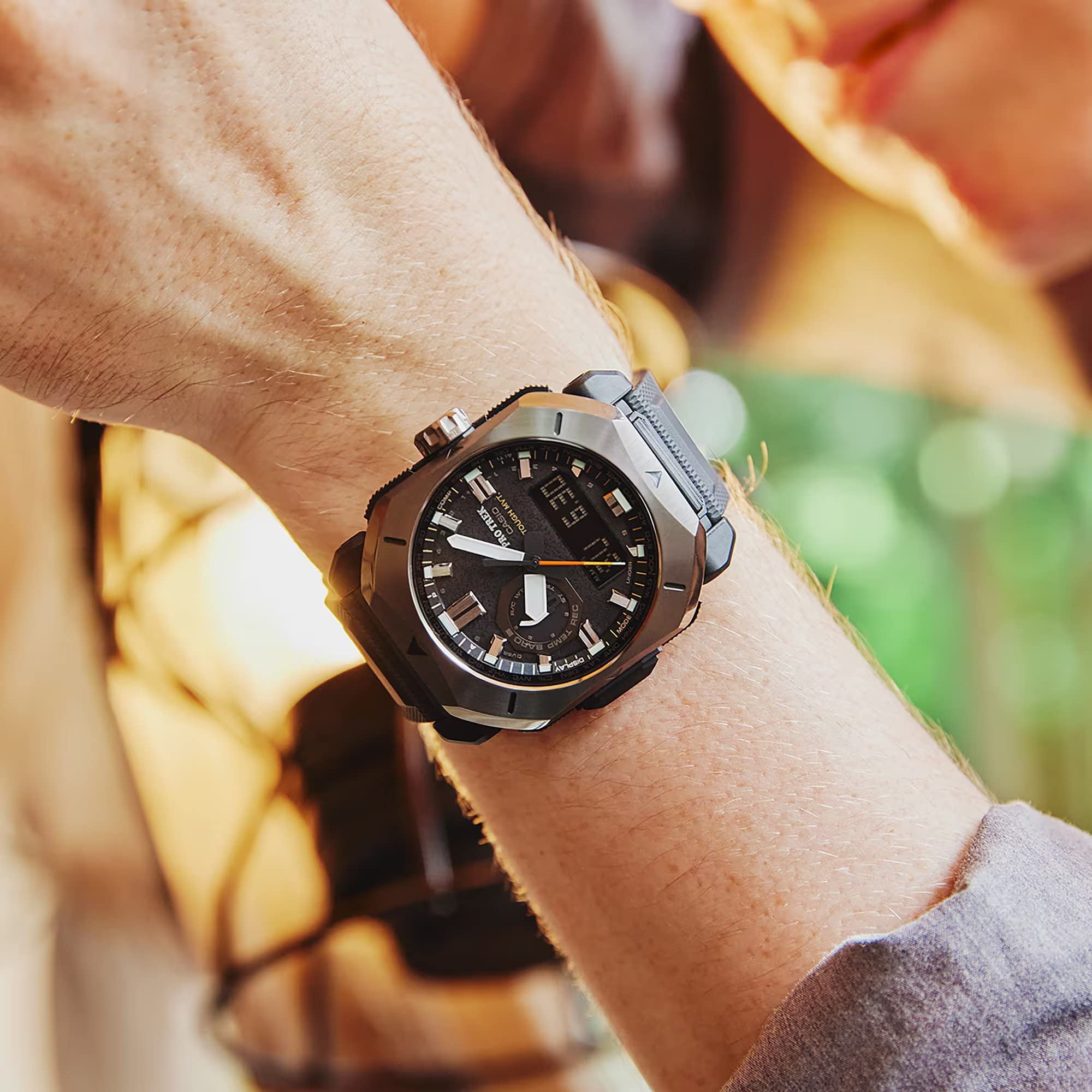 Casio PRW-6900Y-3ER Men's Analog-Digital Sports Watch with Resin Strap - Waterproof, Solar Powered, Altimeter & Thermometer - Perfect for Hiking, Camping and Outdoor Adventures