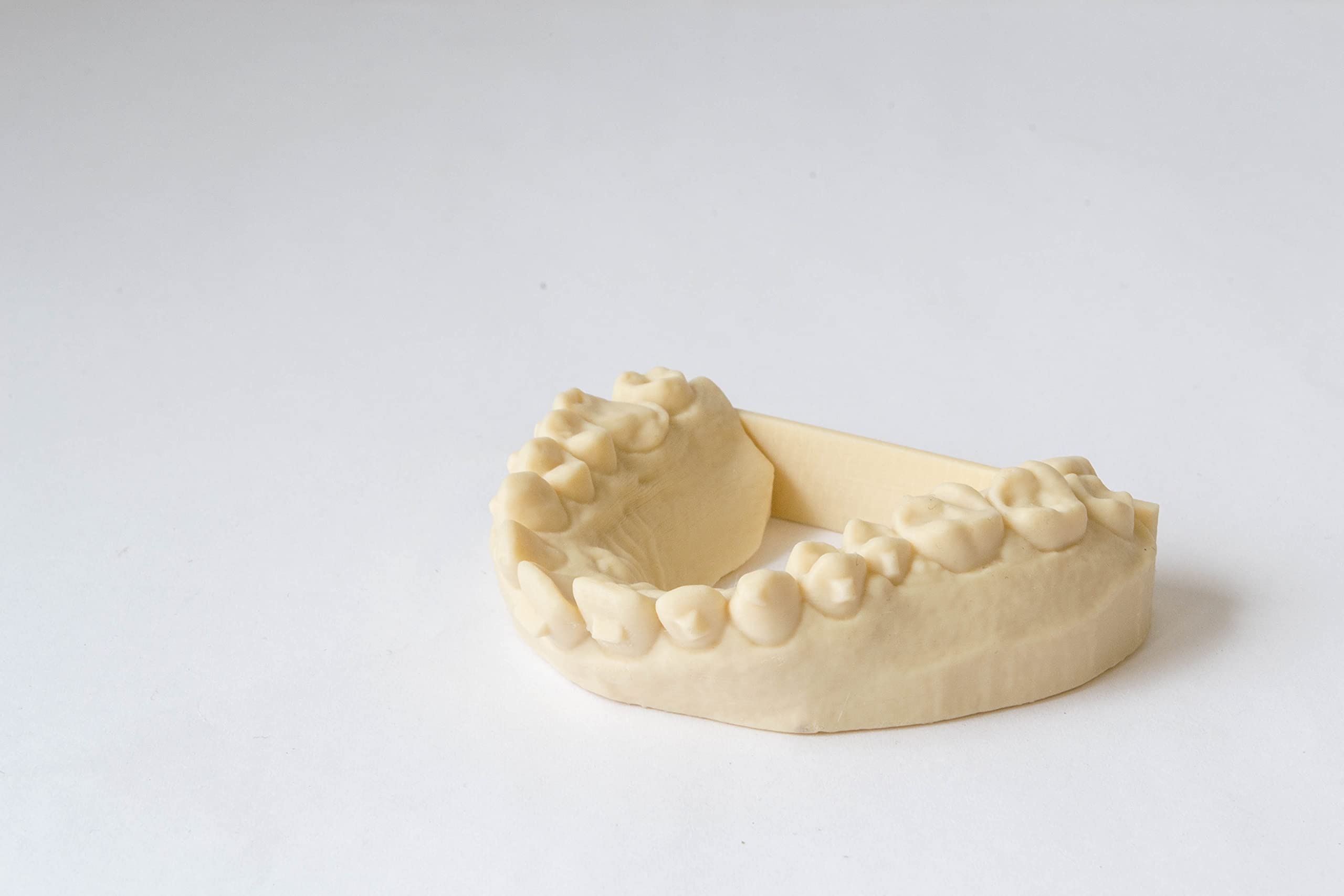 High Accuracy Dental 3D Printer Resin for LCD MSLA UV Printers - DMD-21 Fast Curing Model Resin (1kg, Sand Beige) - Perfect for Dental Crowns, Bridges & Orthodontic Models