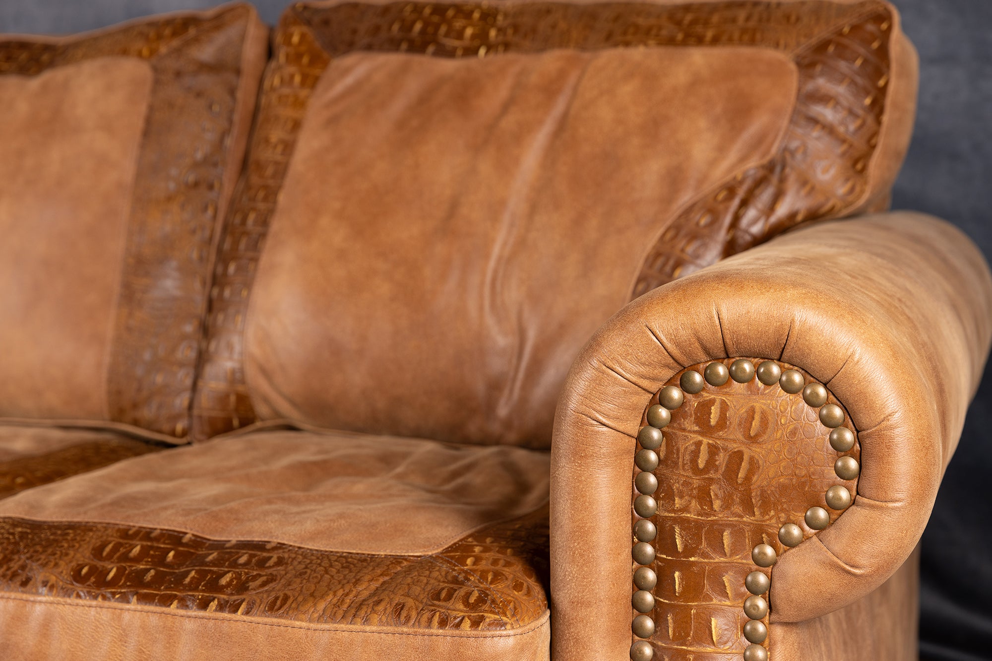 Luxury Limited Edition Crocodile Leather Sofa - Premium Handcrafted Furniture for Living Room, Office & Lounge - Elegant Home Decor & Comfortable Seating