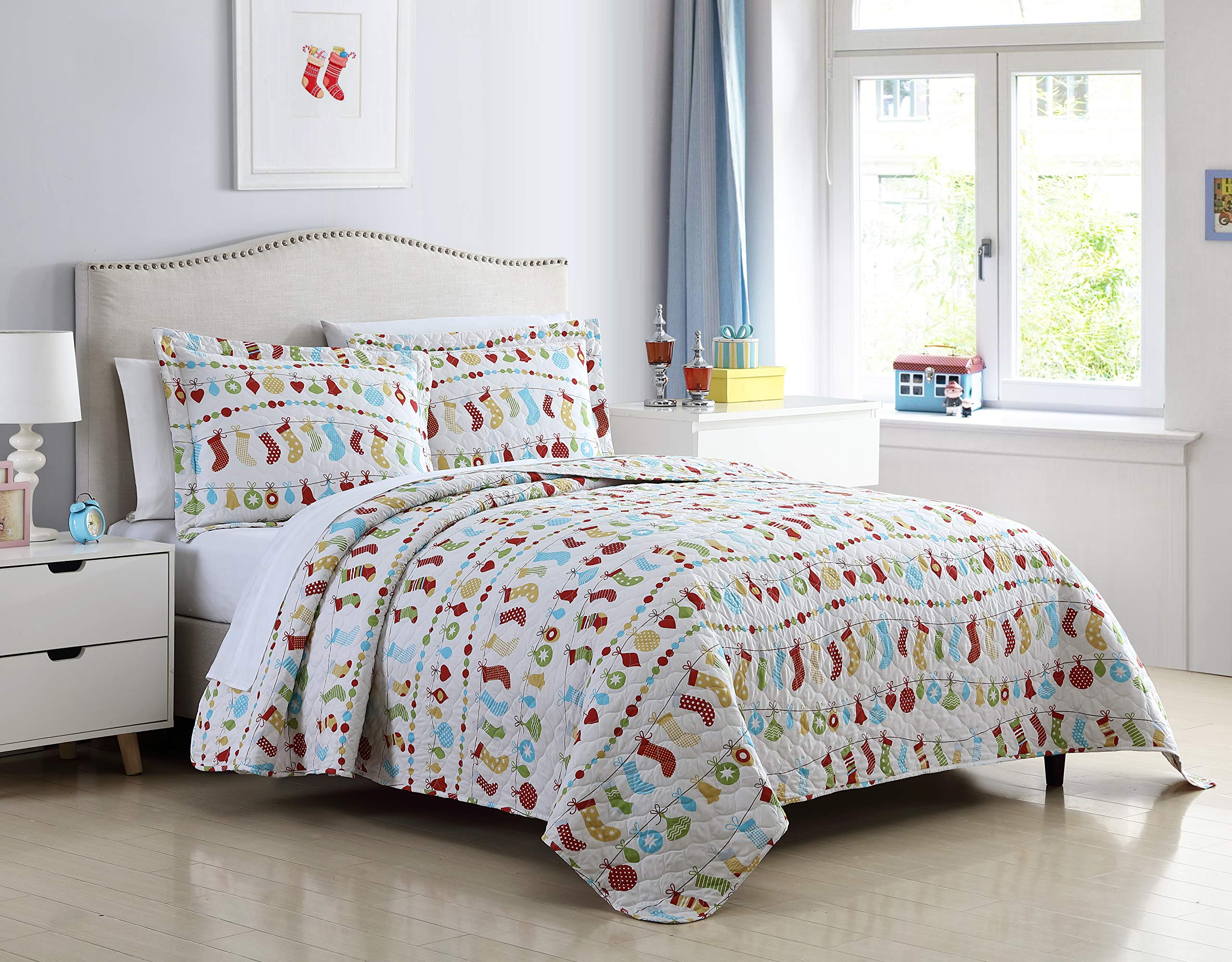 Spirit Linen Holiday Quilt Set - Ultra-Soft Reversible King Size Bedding with Matching Pillow Shams | Christmas Decor & Cozy Winter Bedroom Upgrade