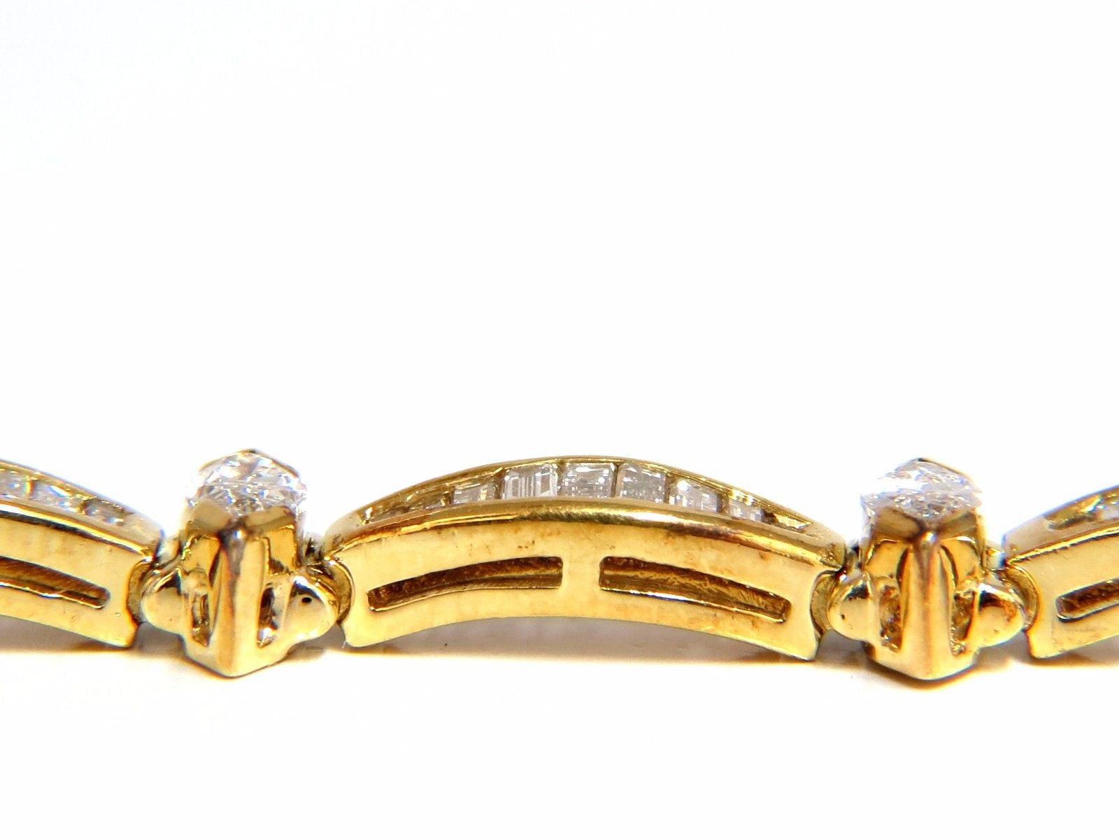 6.00ct Baguette & Marquise Diamond Tennis Bracelet in 18K Gold (G/VS) - Elegant Jewelry for Weddings, Parties & Special Occasions