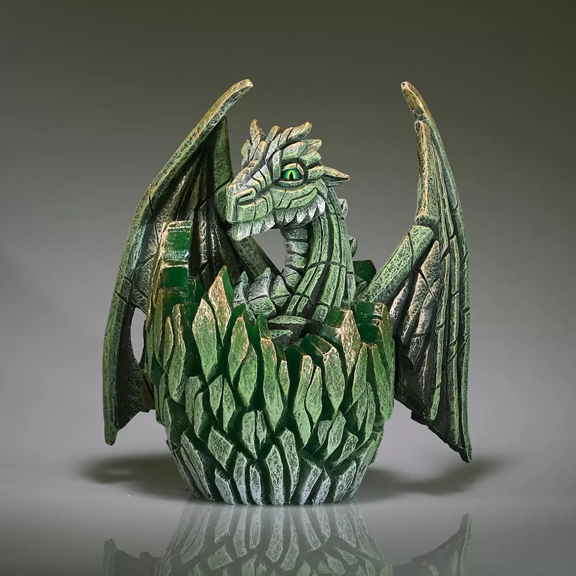 Green Dragon Egg Edge Sculpture - Handcrafted Home Decor for Fantasy & Gothic Style - Perfect for Bookshelf, Desk, or Gift Giving