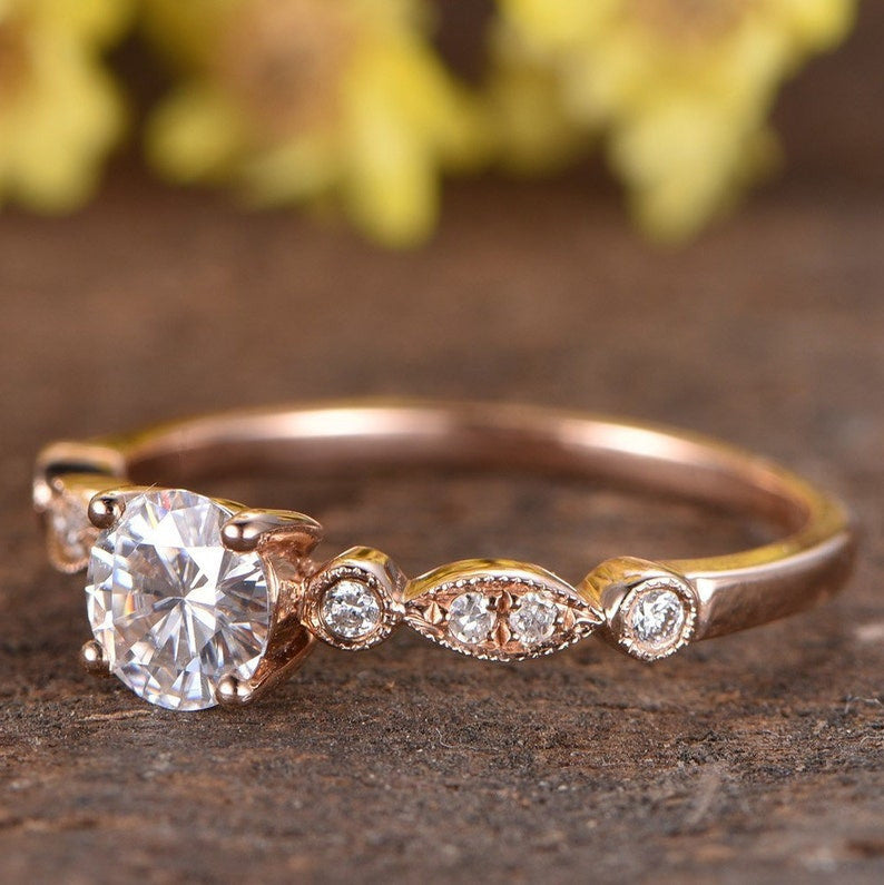 5mm Round Moissanite Marquise Diamond Engagement Ring - 14k/18k Rose Gold Wedding Band for Women - Classic 4 Prong Setting, Perfect for Proposals, Anniversaries & Bridal Jewelry