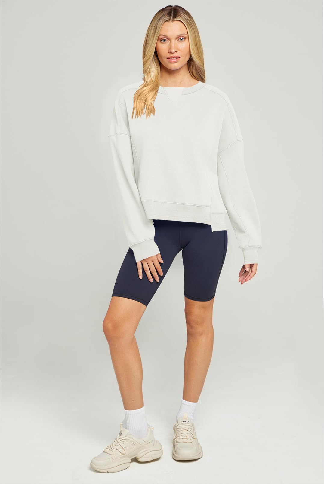 MEROKEETY Women's Oversized Cropped Fleece Sweatshirt - Soft Crewneck Pullover for Workout & Fall Fashion | Casual Loungewear, Streetwear & Cozy Autumn Outfits