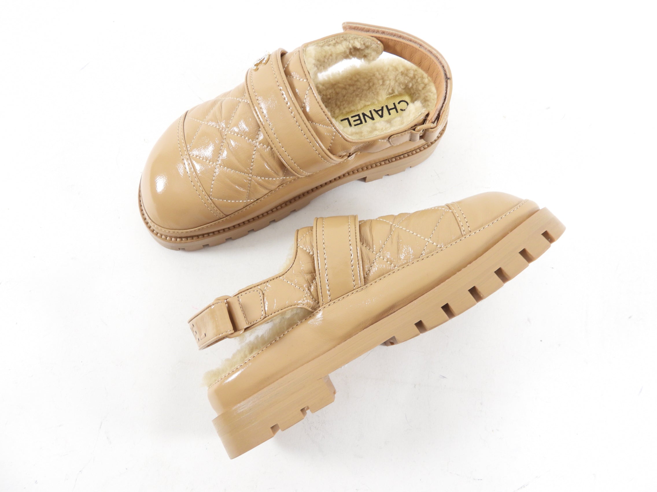 Chanel 2023 Beige Patent Leather Quilted Shearling Mules Women's Size 36.5 - Luxury House Slippers for Indoor Comfort & Fashion Outfits