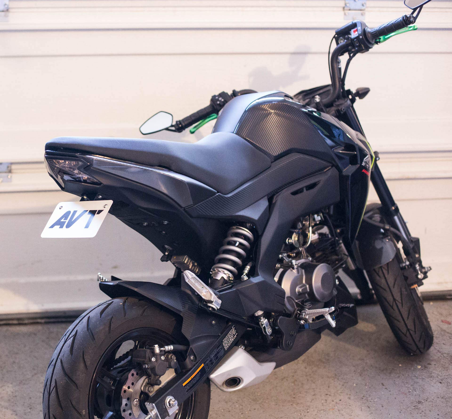 AVT z125 Pro Fender Eliminator Kit for Honda Grom 2017-2025 - LED Integrated Turn Signals & Tail Light - Motorcycle Customization & Safety Upgrade