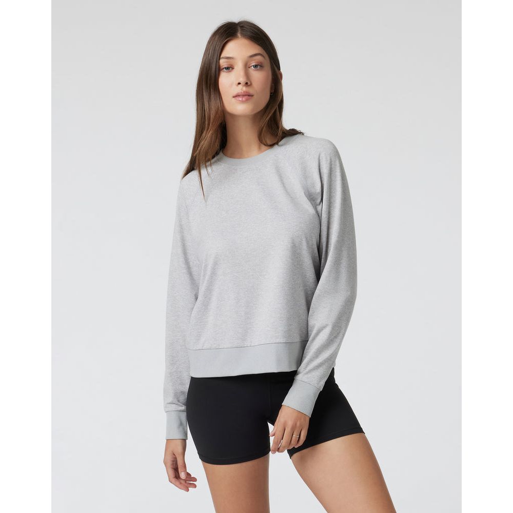 Vuori Women's Long Sleeve Halo Crew - Soft Performance Shirt for Yoga, Running & Outdoor Activities | Moisture-Wicking & Breathable Activewear Top
